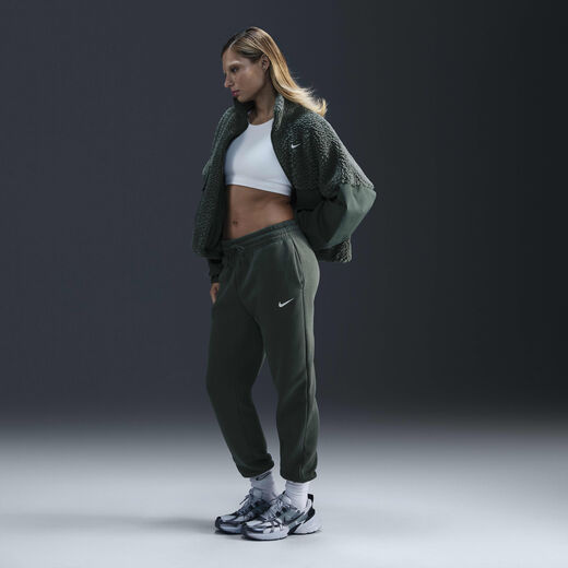 sportscene ladies nike tracksuits