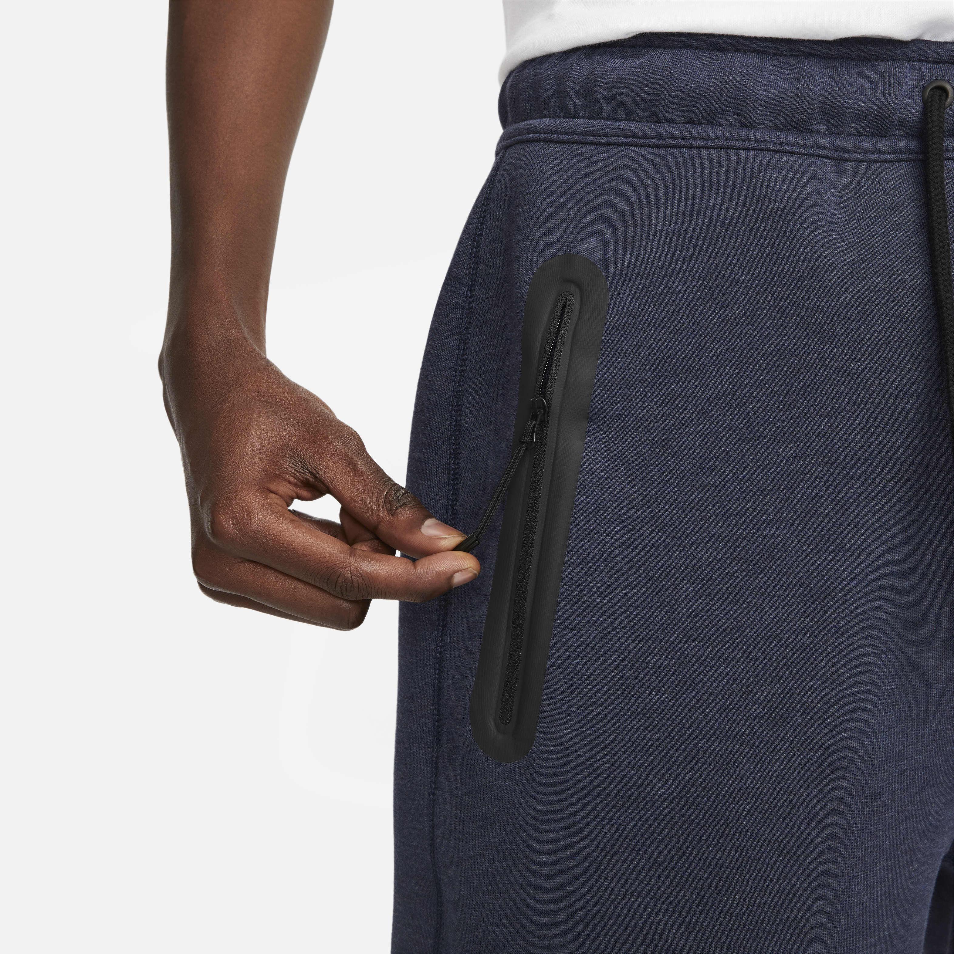 Nike tech navy bottoms online