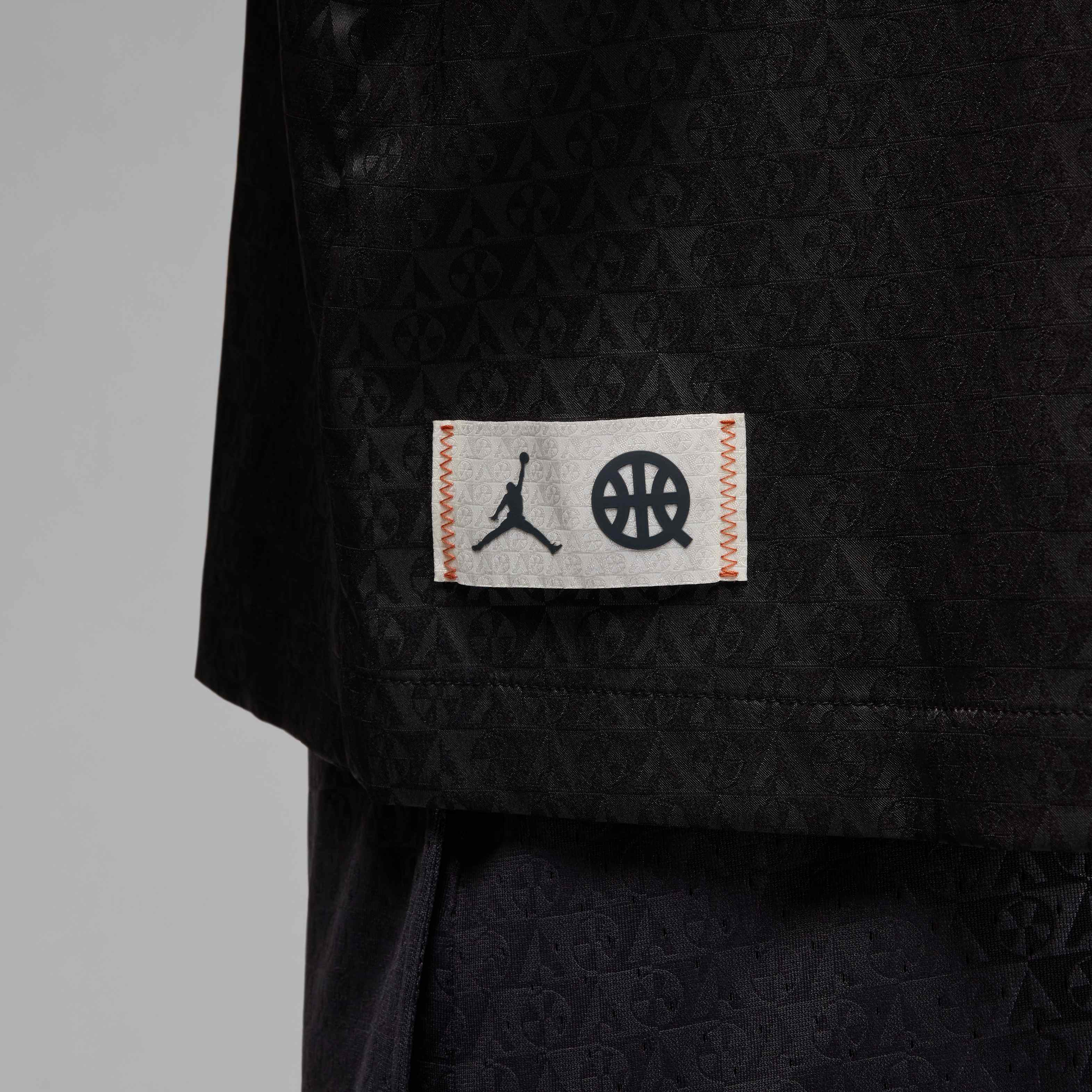 Jordan Quai 54 image number 4