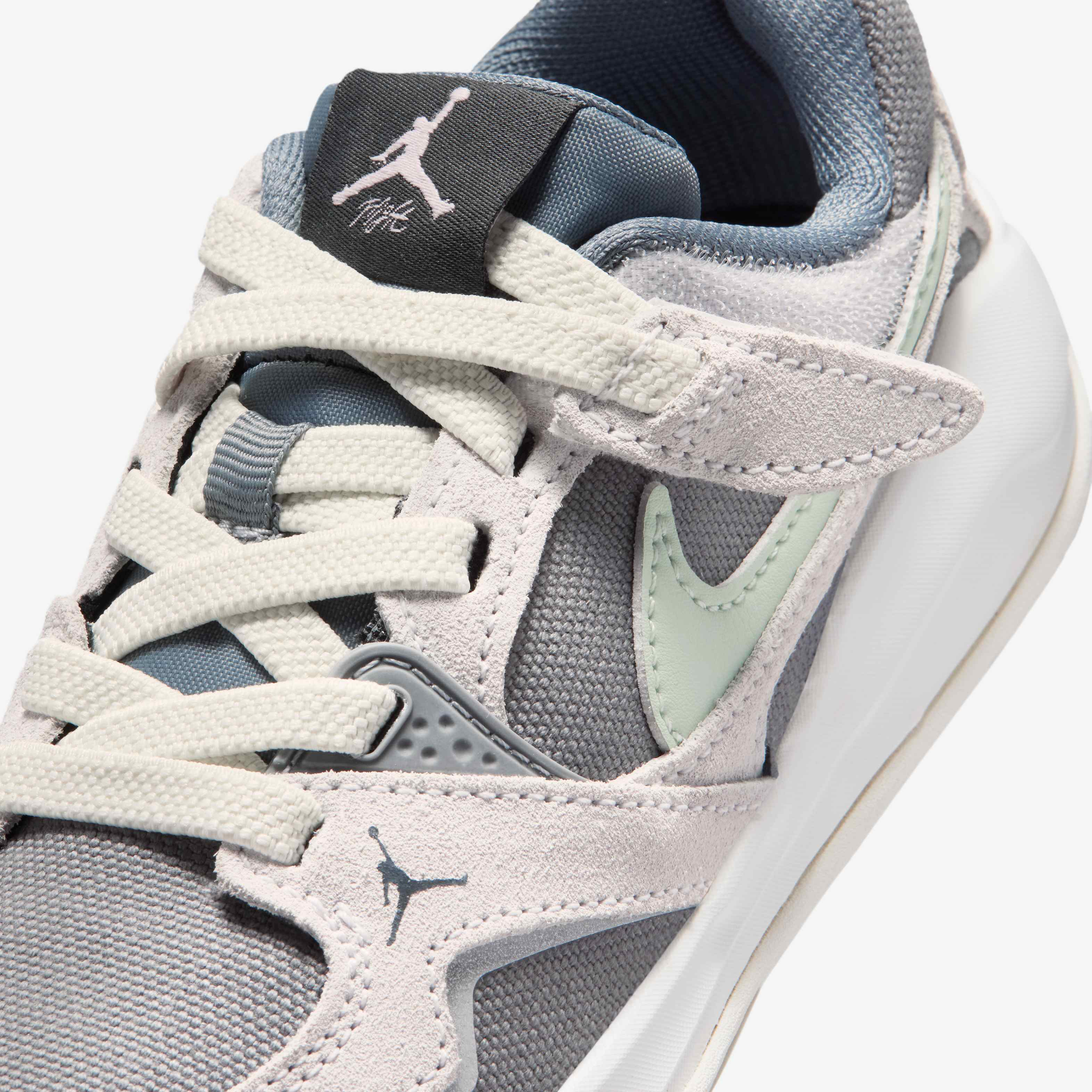 Jordan CMFT Era image number 6