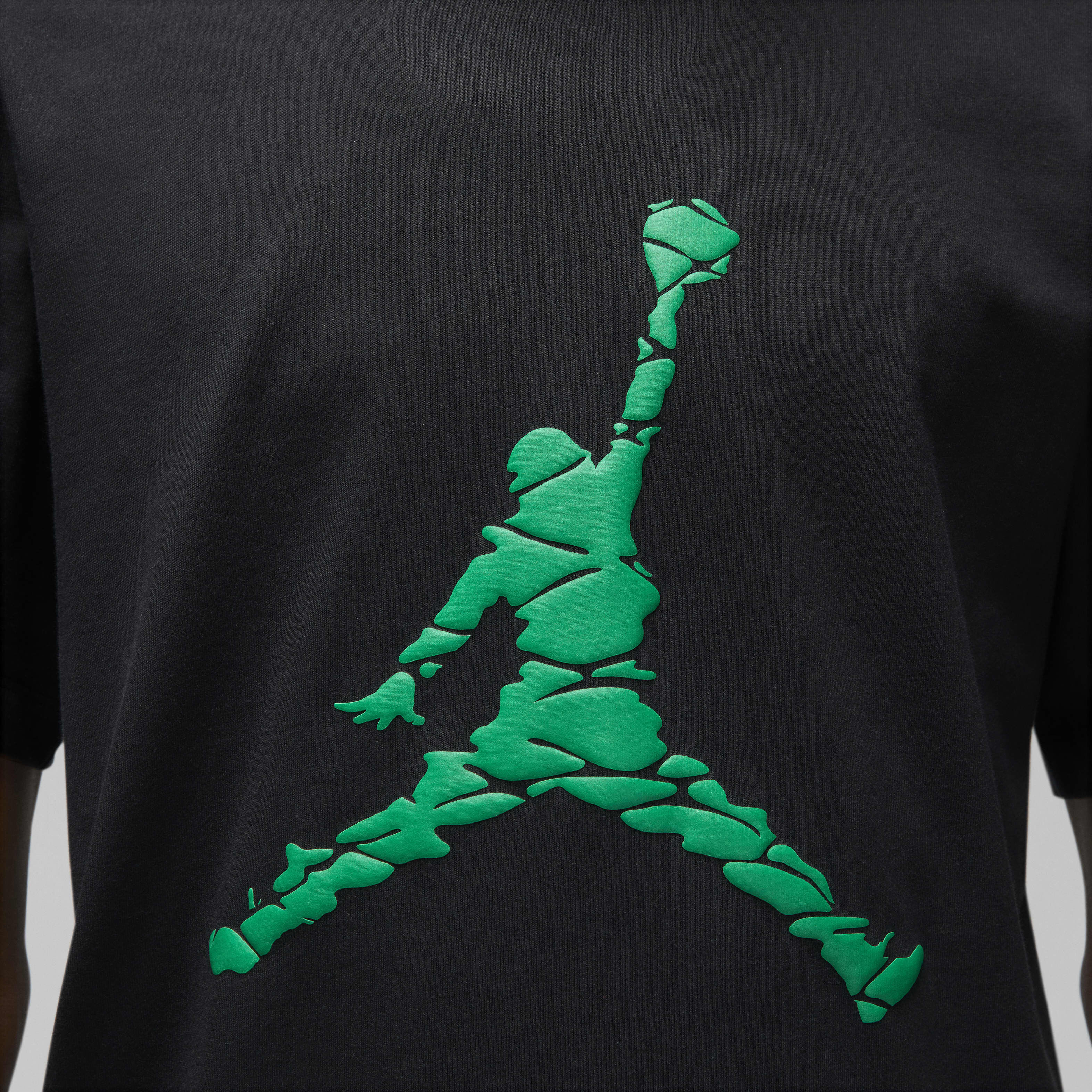 Jordan Essentials image number 3