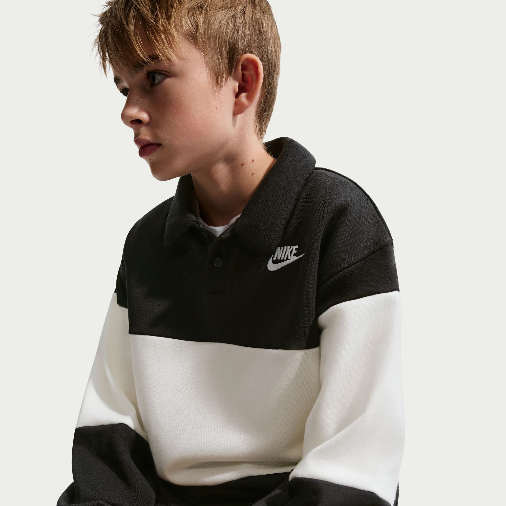 Nike Sportswear Club image number 3