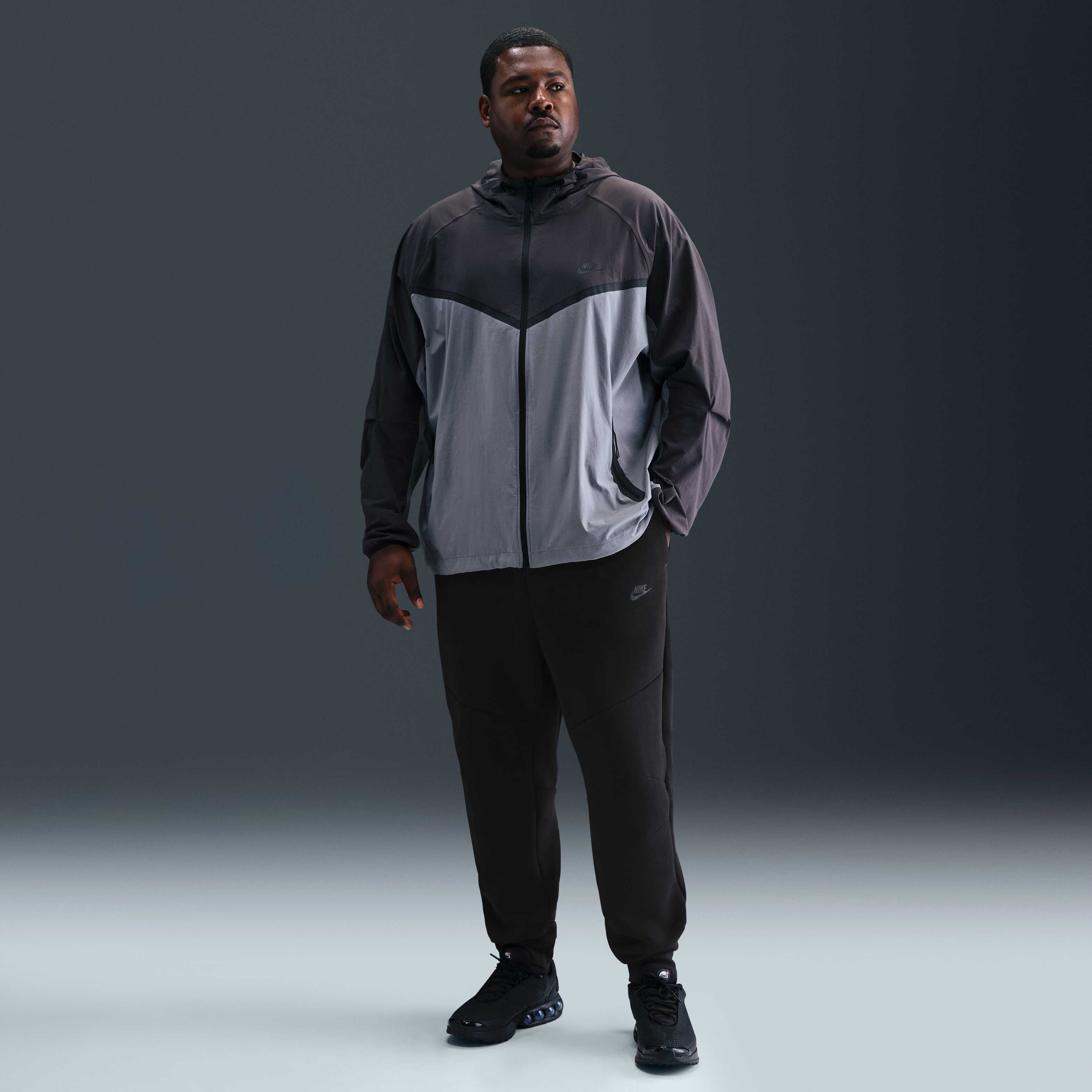 Nike Tech image number 8