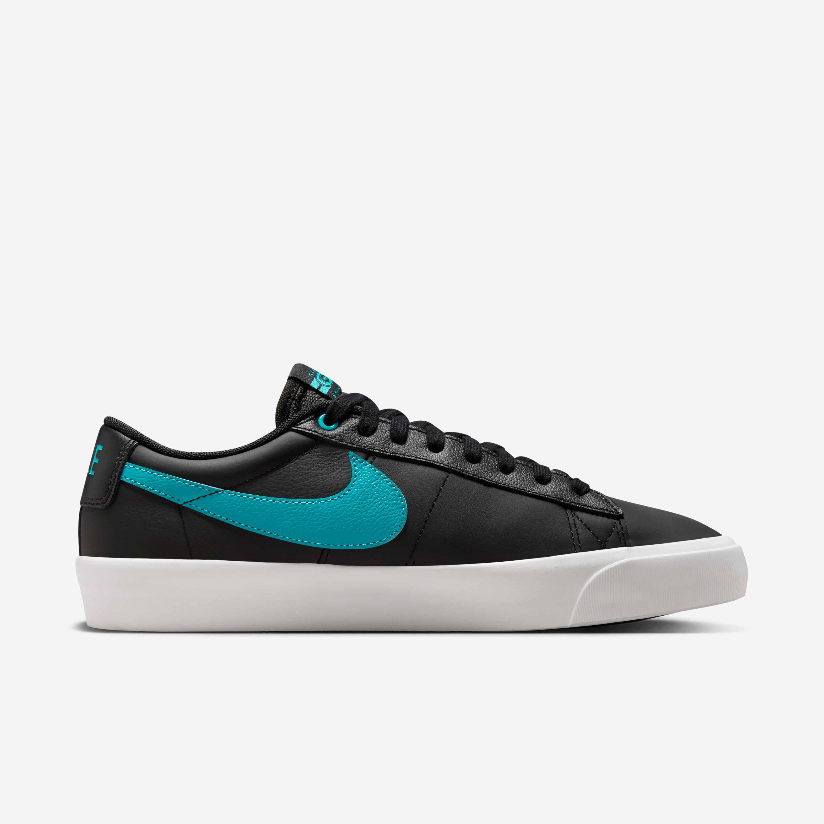 Nike SB Blazer Low Pro GT image number 2