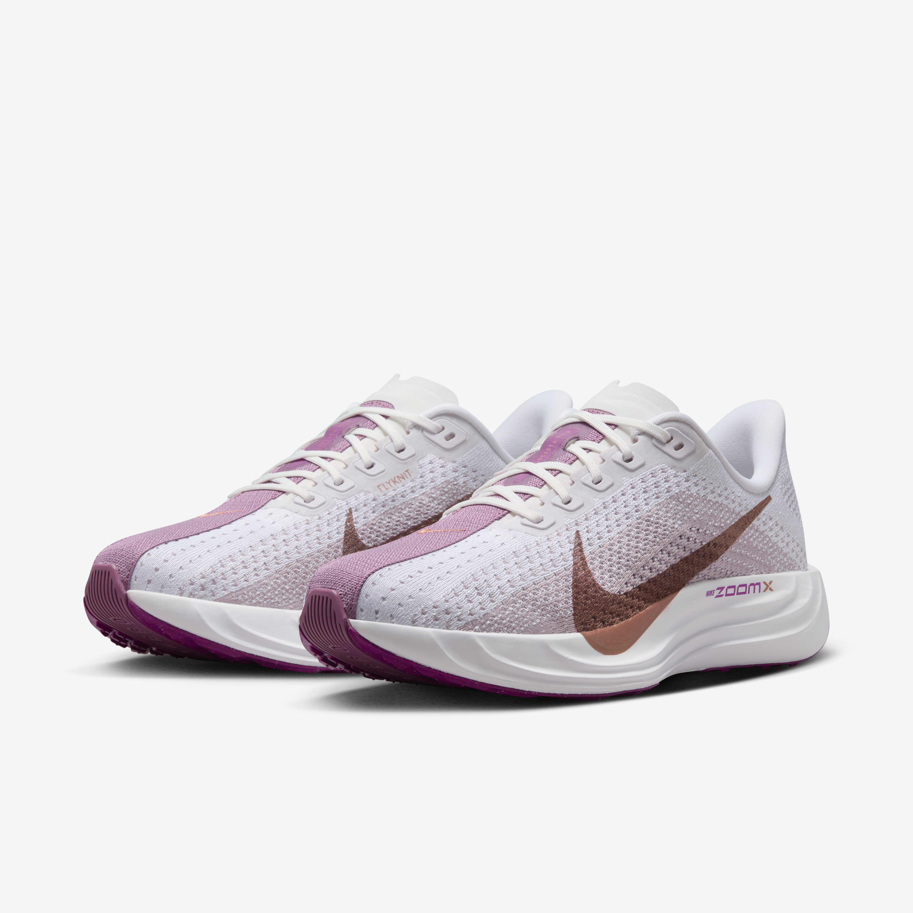Nike Pegasus Plus image number 4
