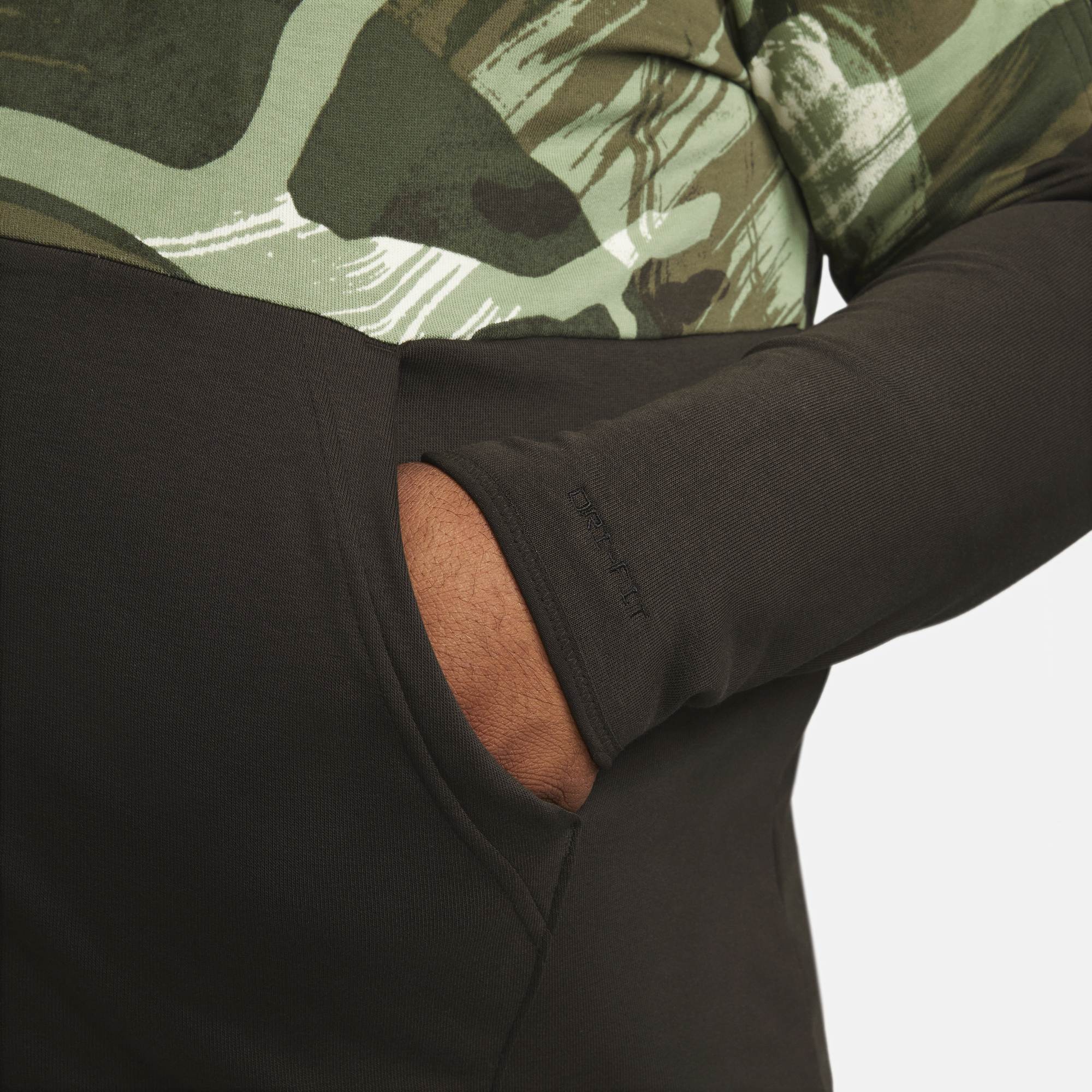 Camo online sweatshirt nike