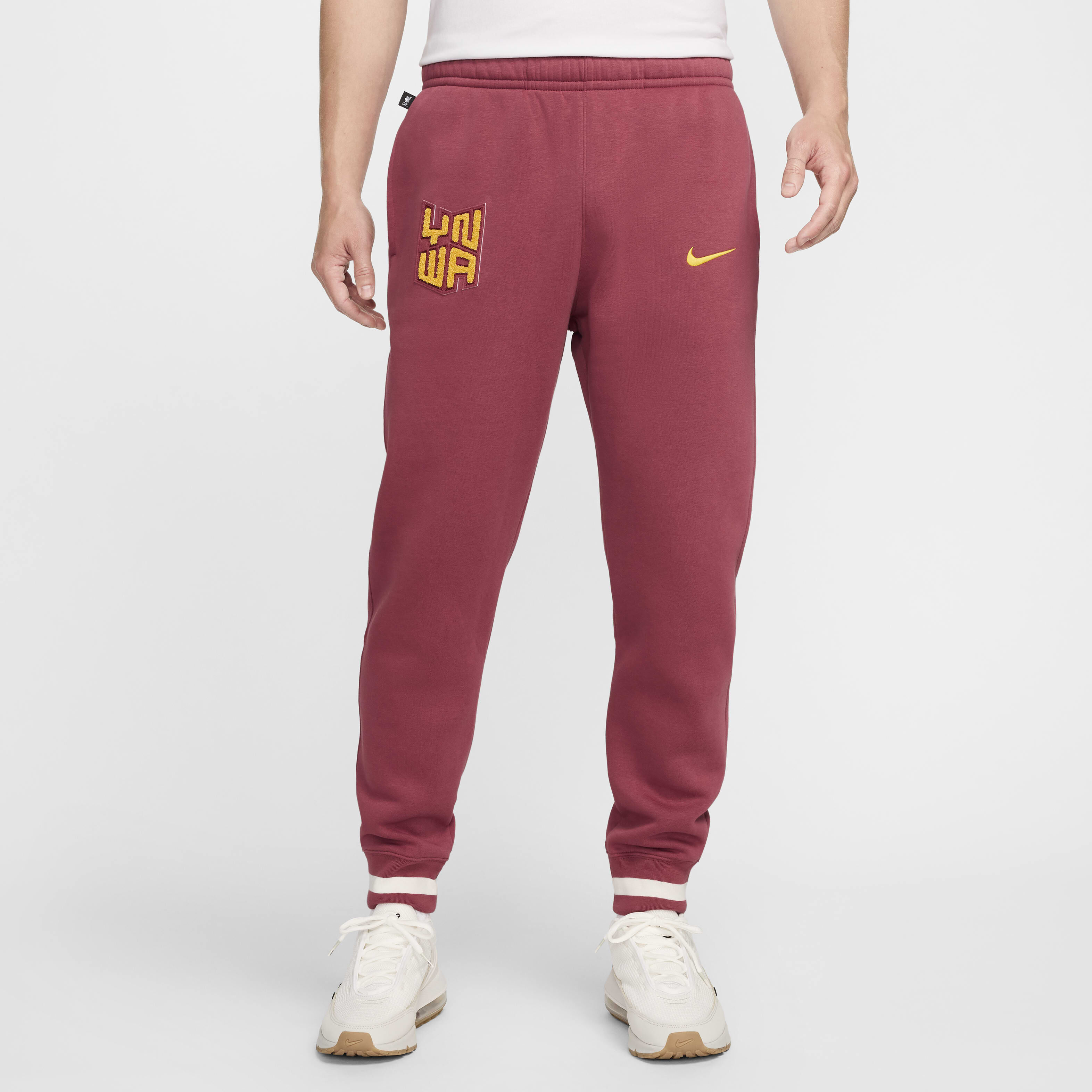 Shop Men s Jogger Sweatpants Online in UAE Nike Sweatpants