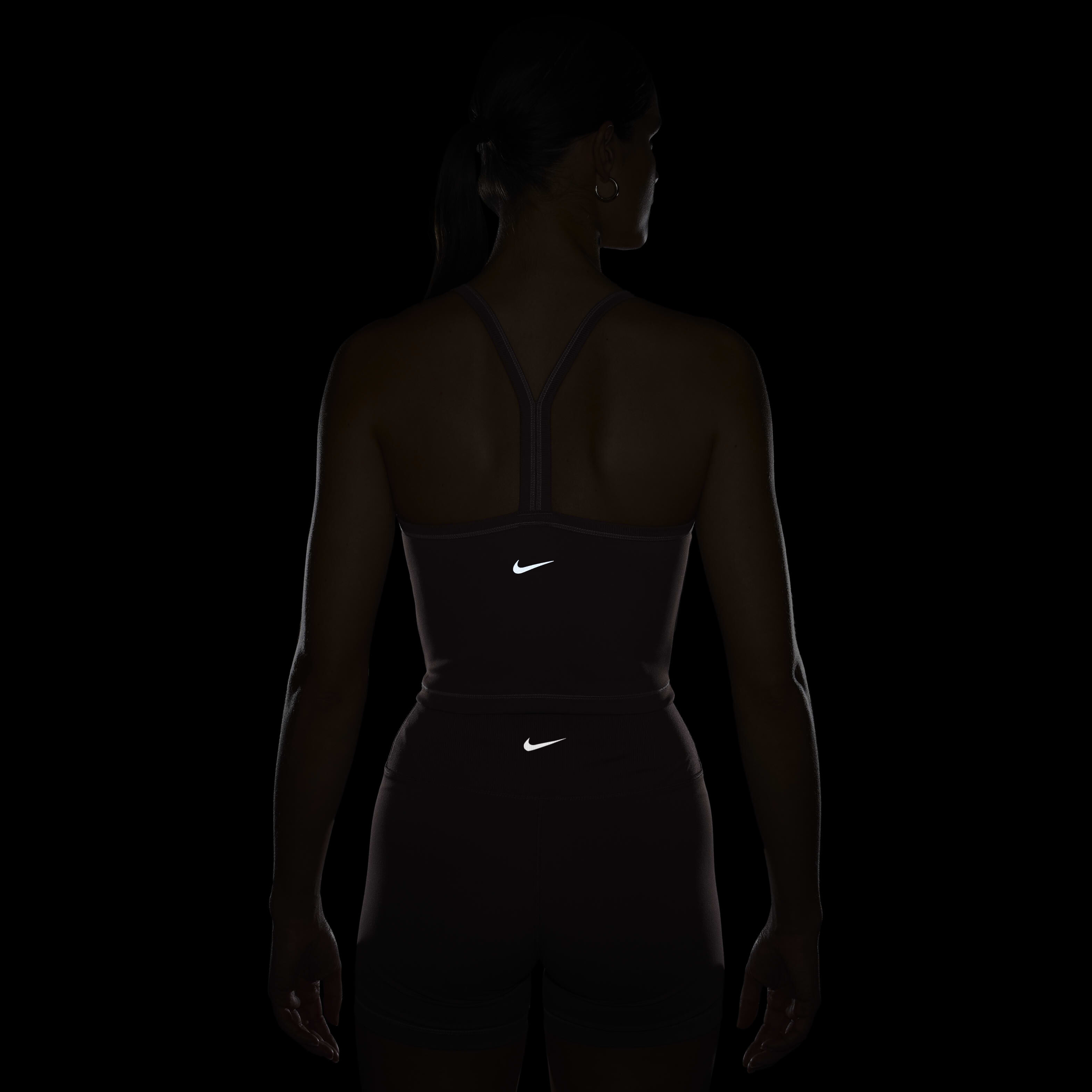 Nike One Fitted image number 6