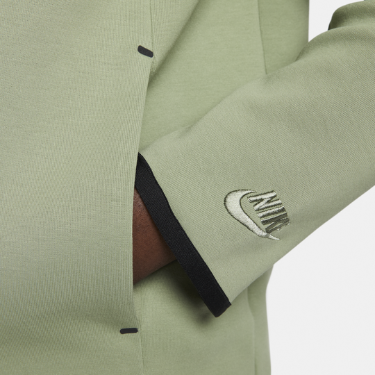 Shop Tech Fleece Men's Pullover Graphic Hoodie | Nike UAE