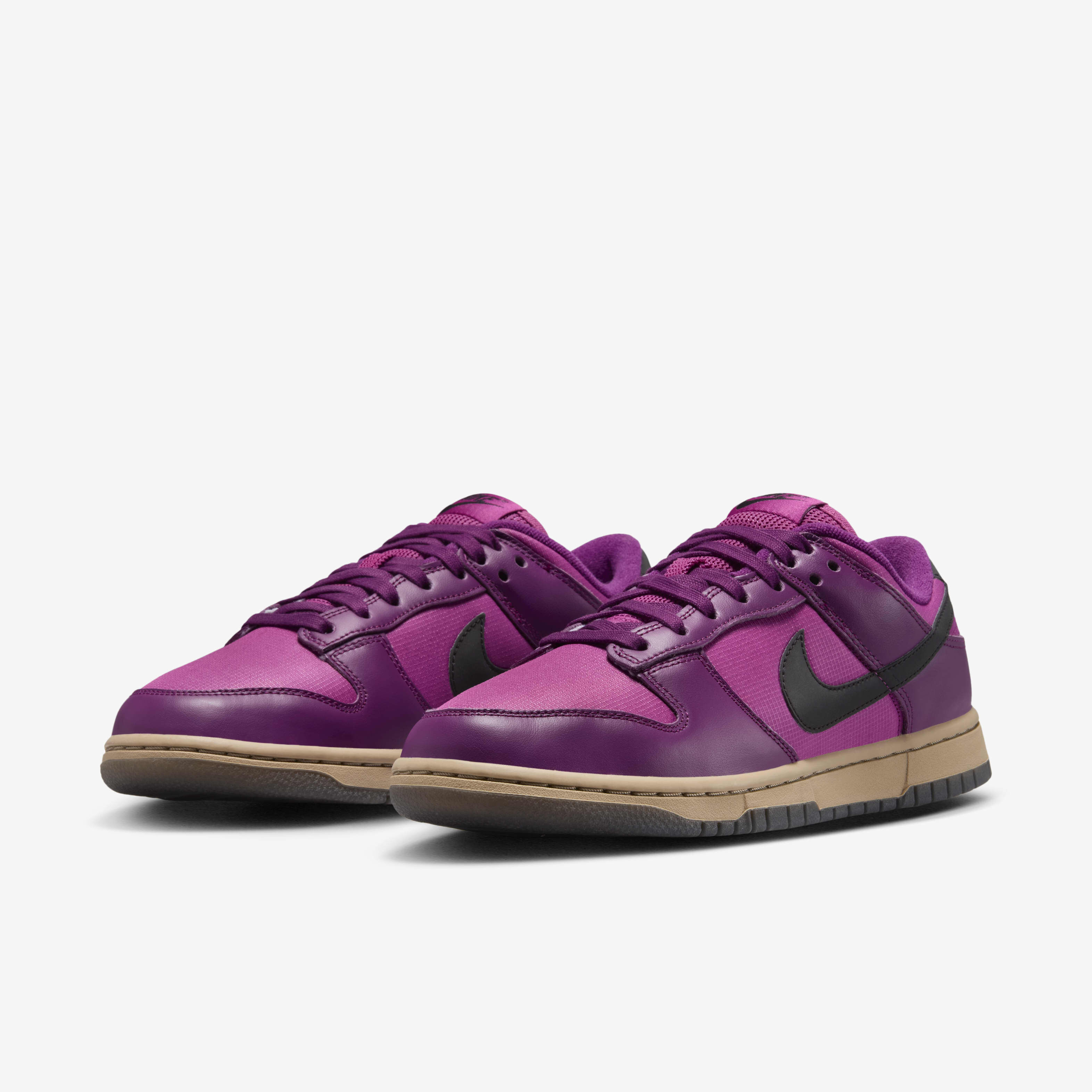Nike Dunk Low image number 4