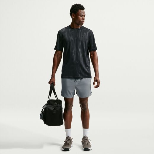 Nike N.A.C. Primary