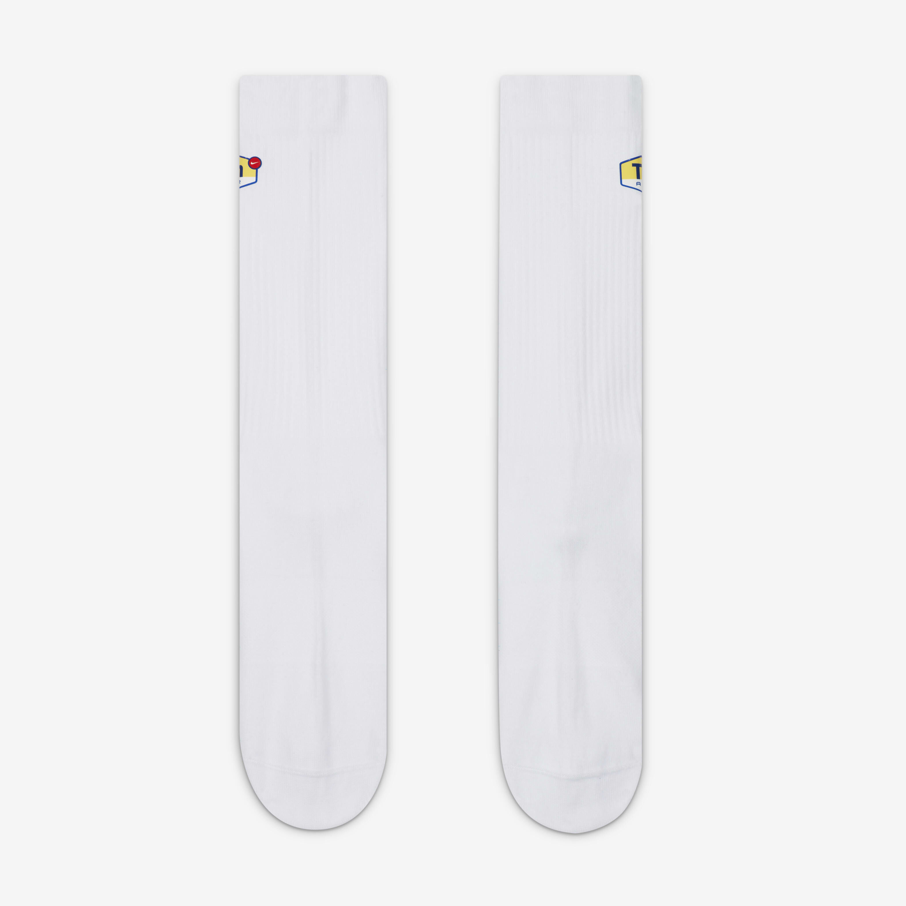 نايكي ايفريداي ايسنشالز image number 1