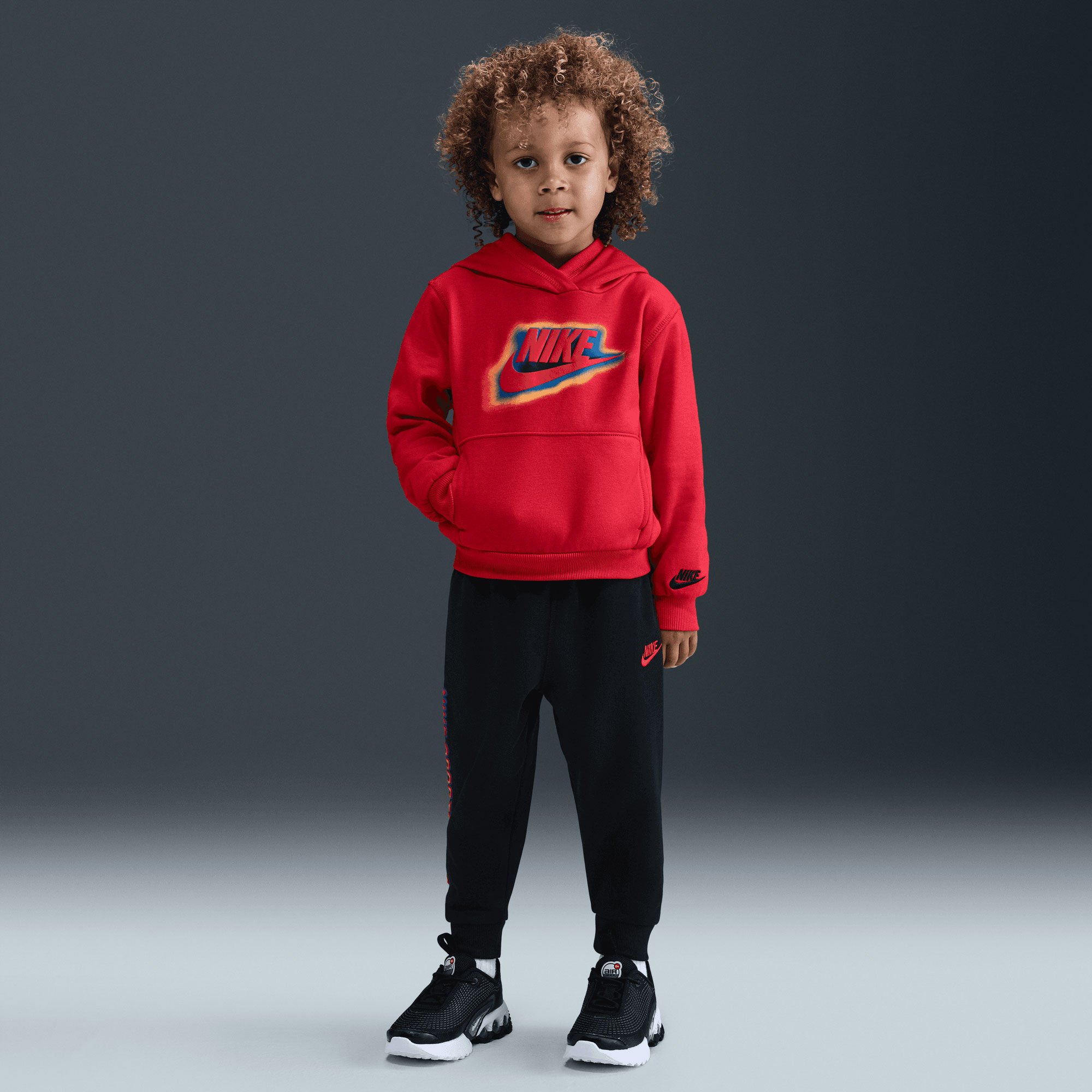 طقم هودي وبنطال سبورتسوير للأطفال image number 0