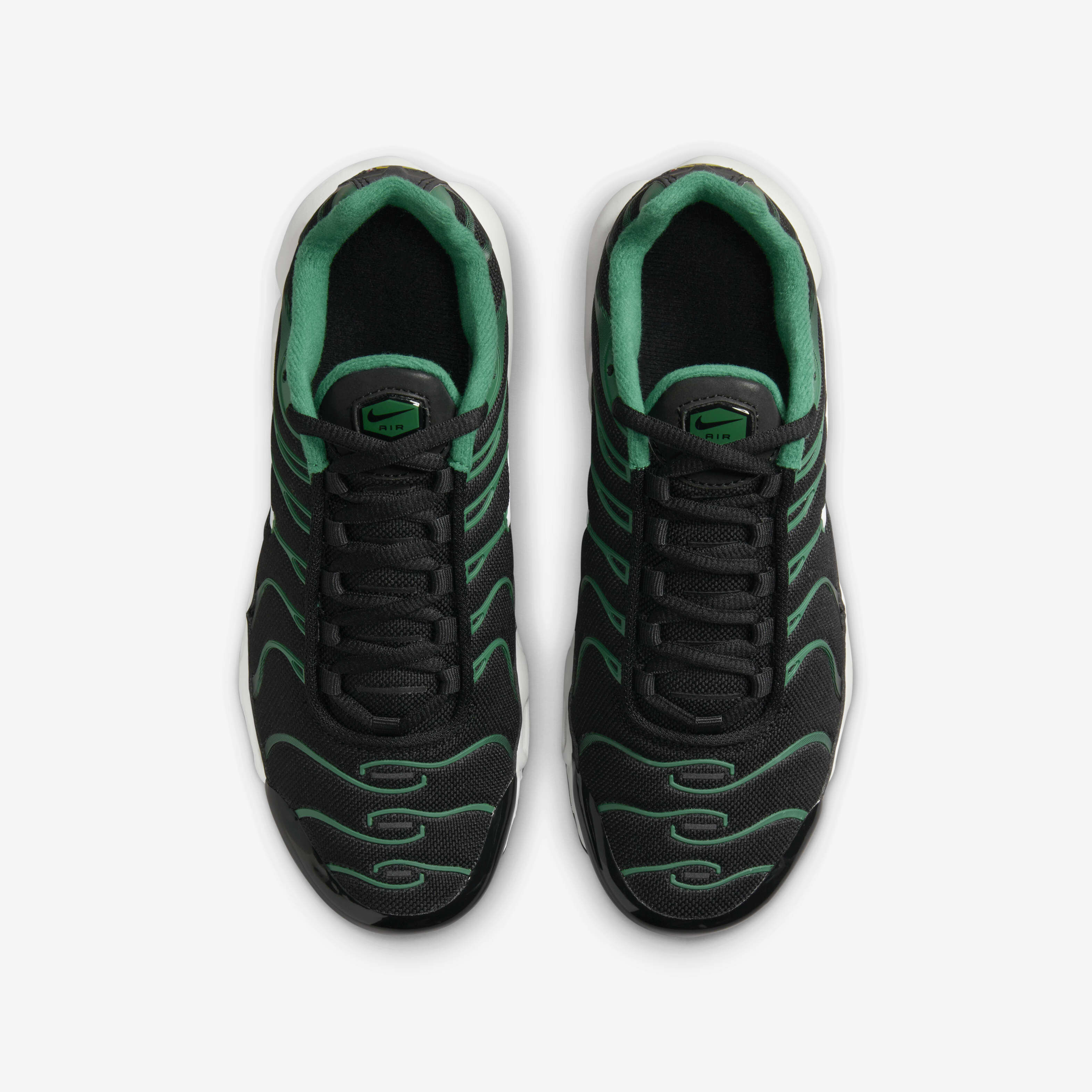 Nike Air Max Plus image number 3