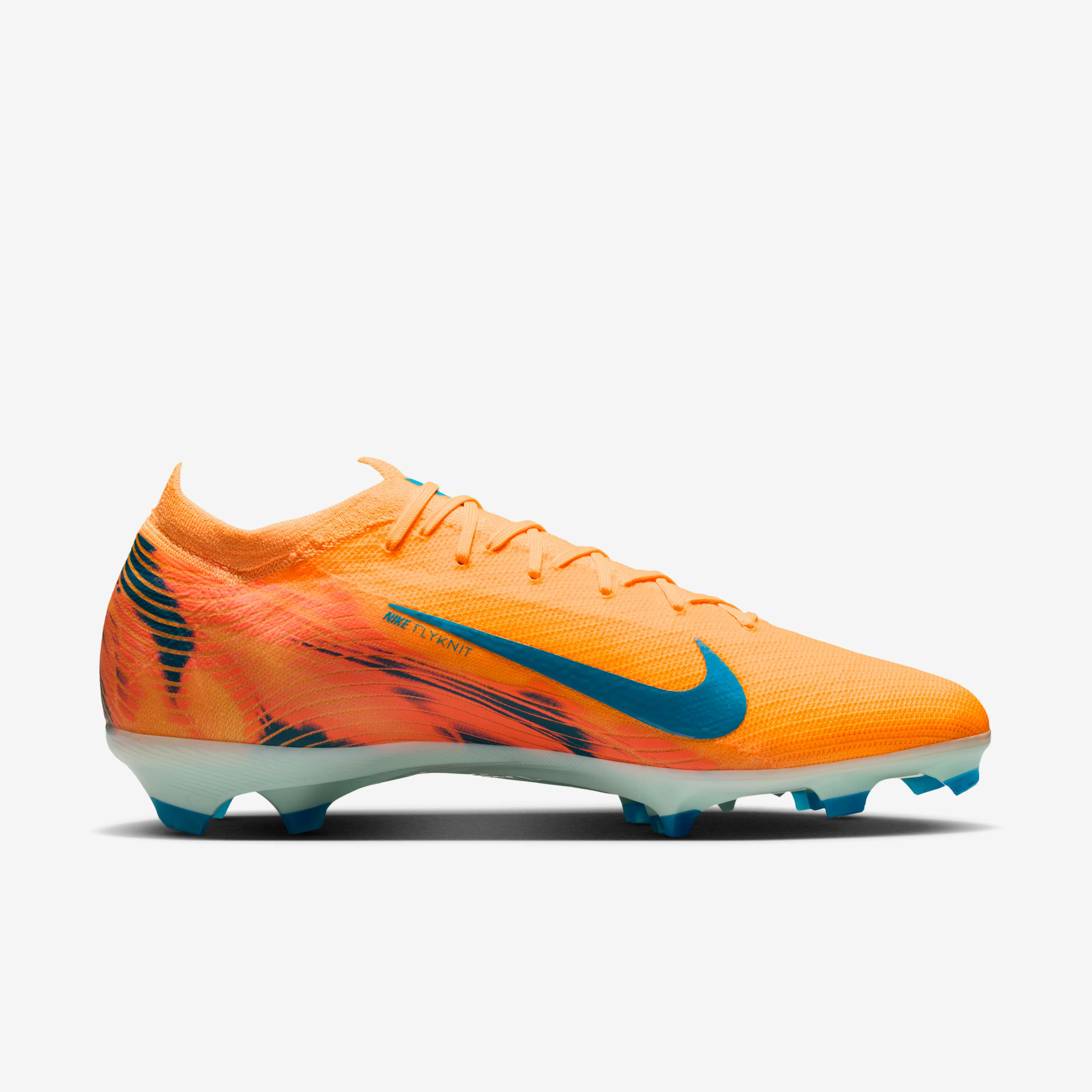 Nike Mercurial Vapor 16 Pro 'Kylian Mbapp&eacute;' image number 2