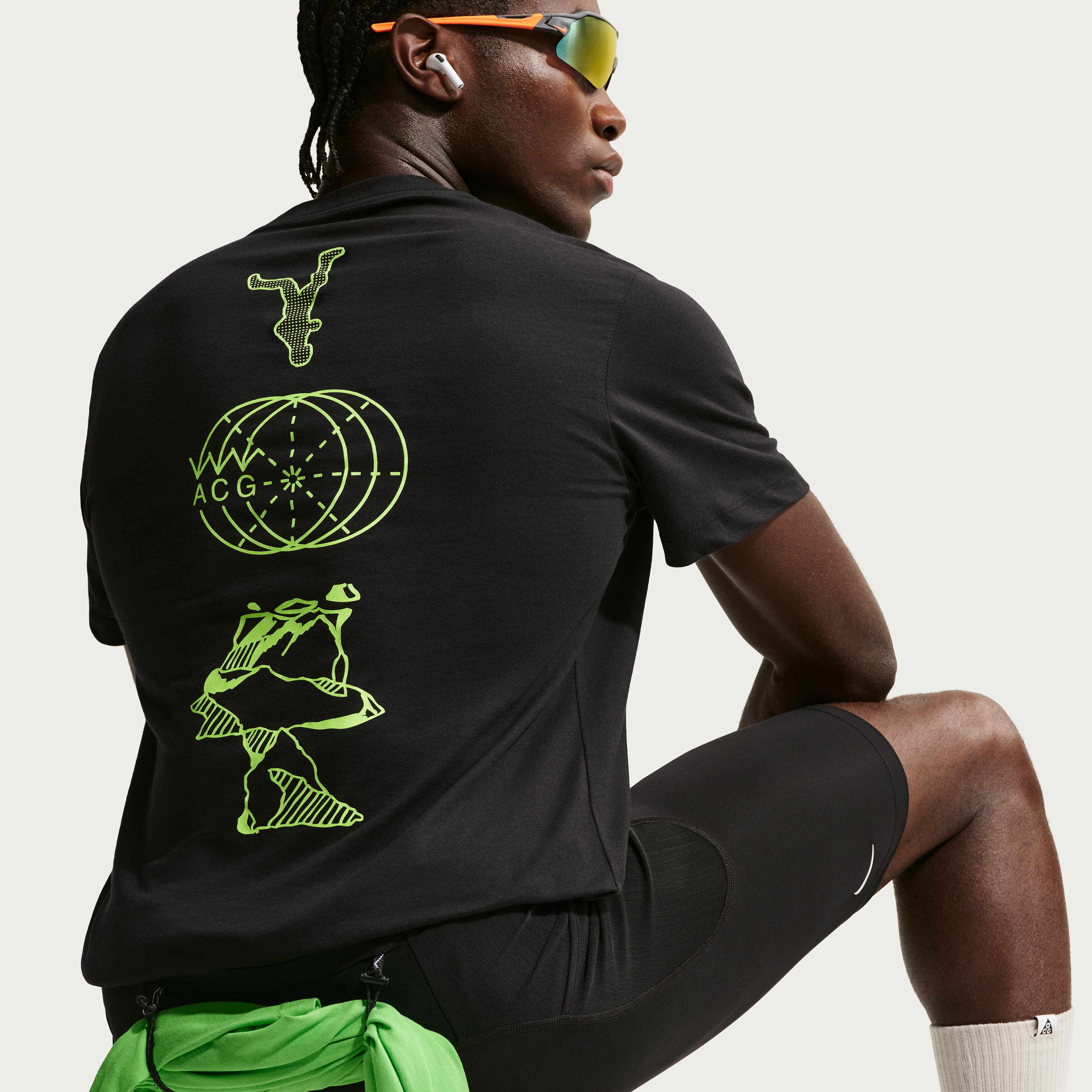 Nike ACG image number 2