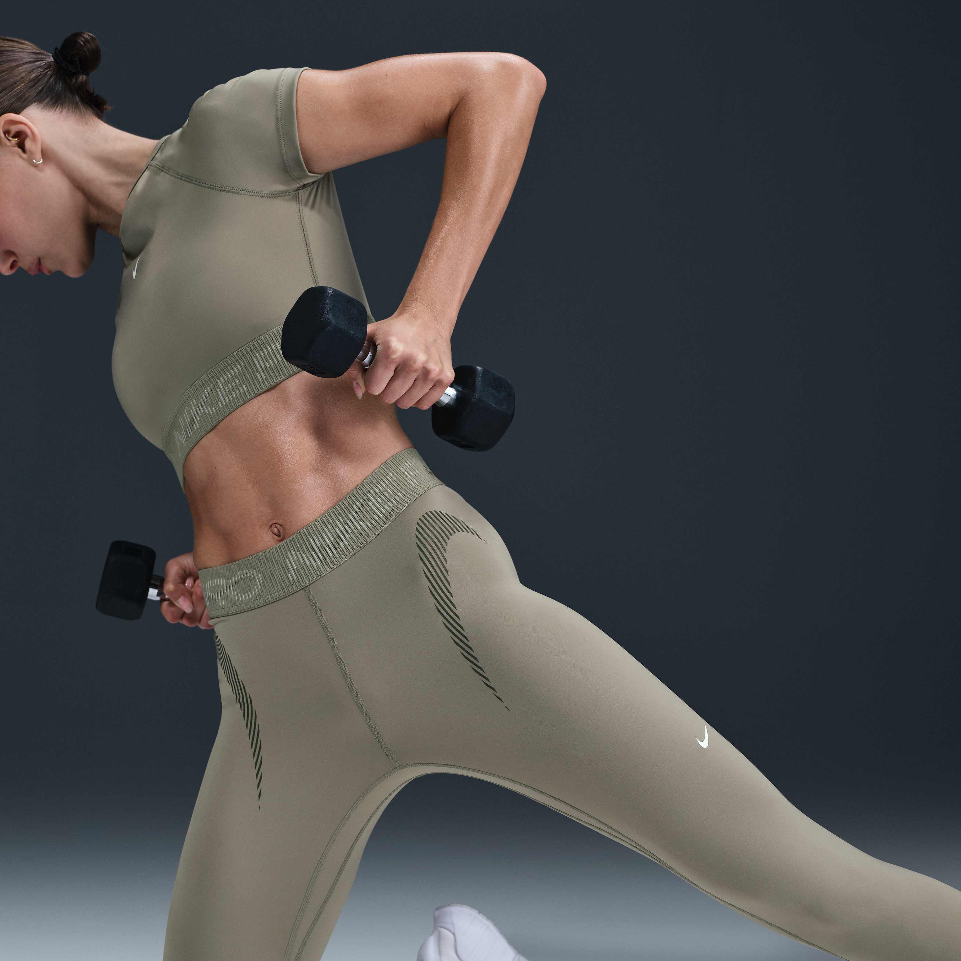 نايكي برو image number 4