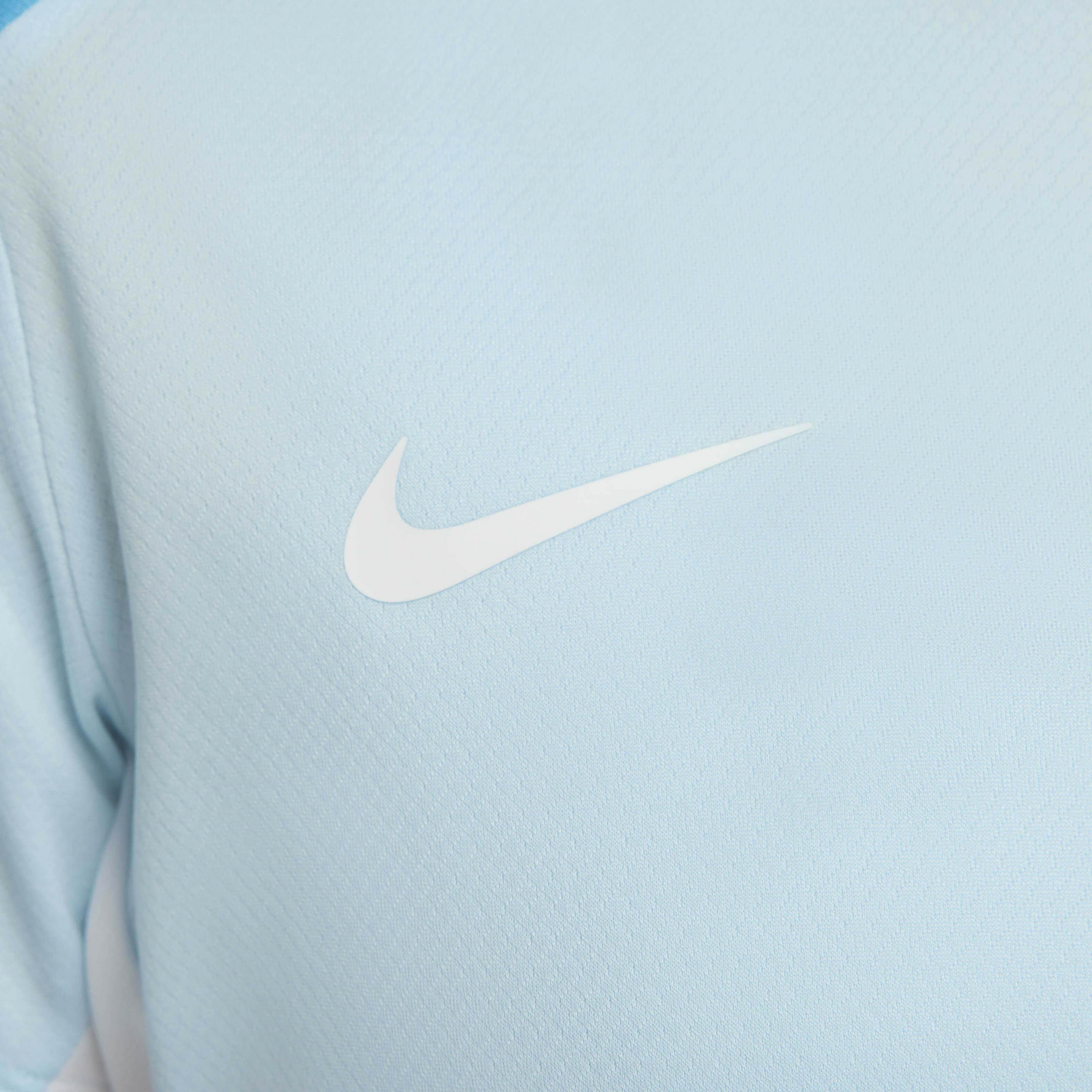 Nike Strike image number 3