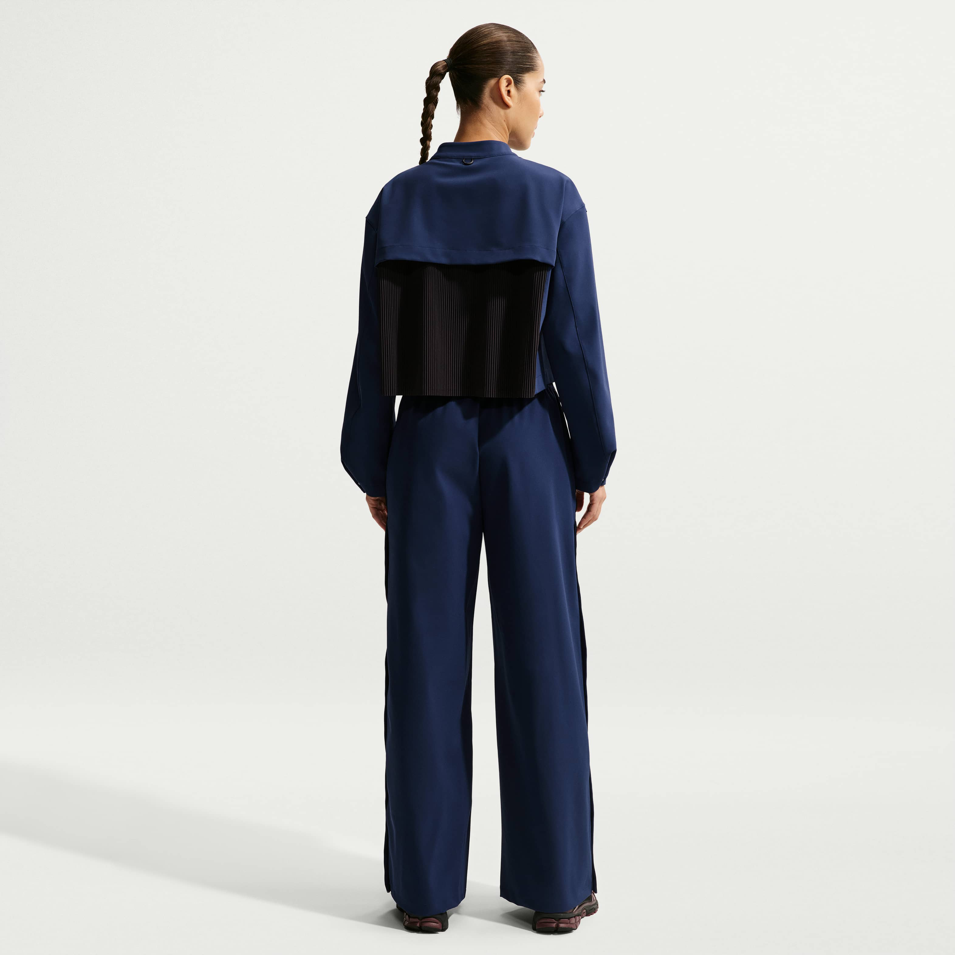 نايكي 24.7 بيرفكت ستريتش image number 4