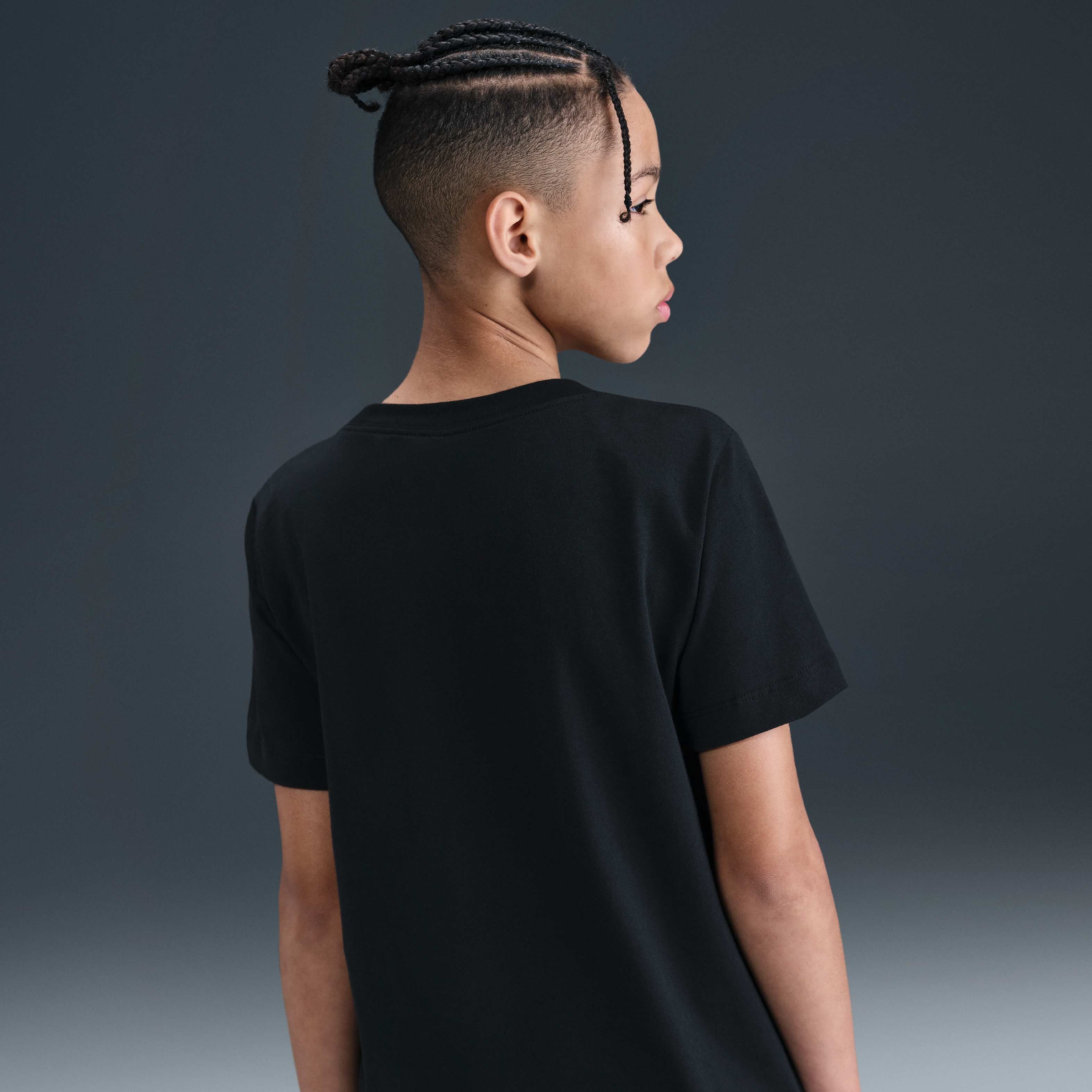 نايكي سبورتسوير image number 1