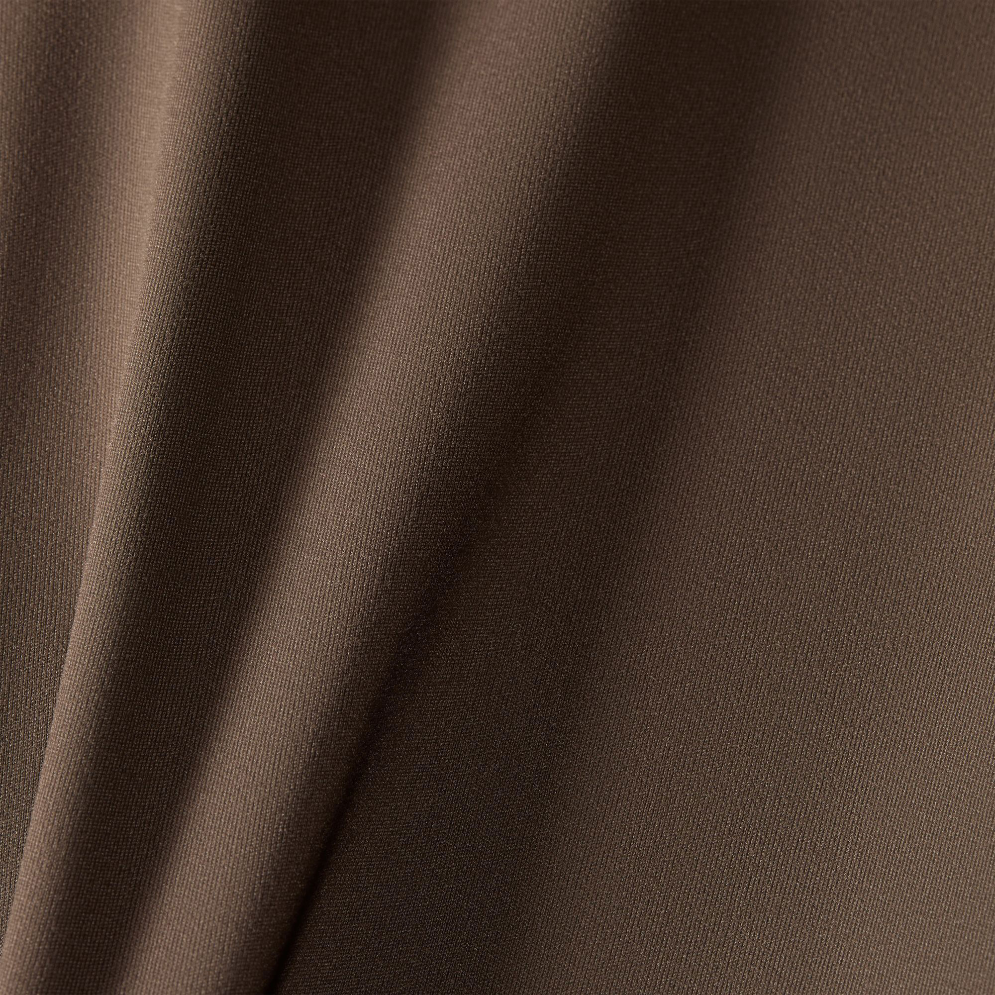 Zoom image