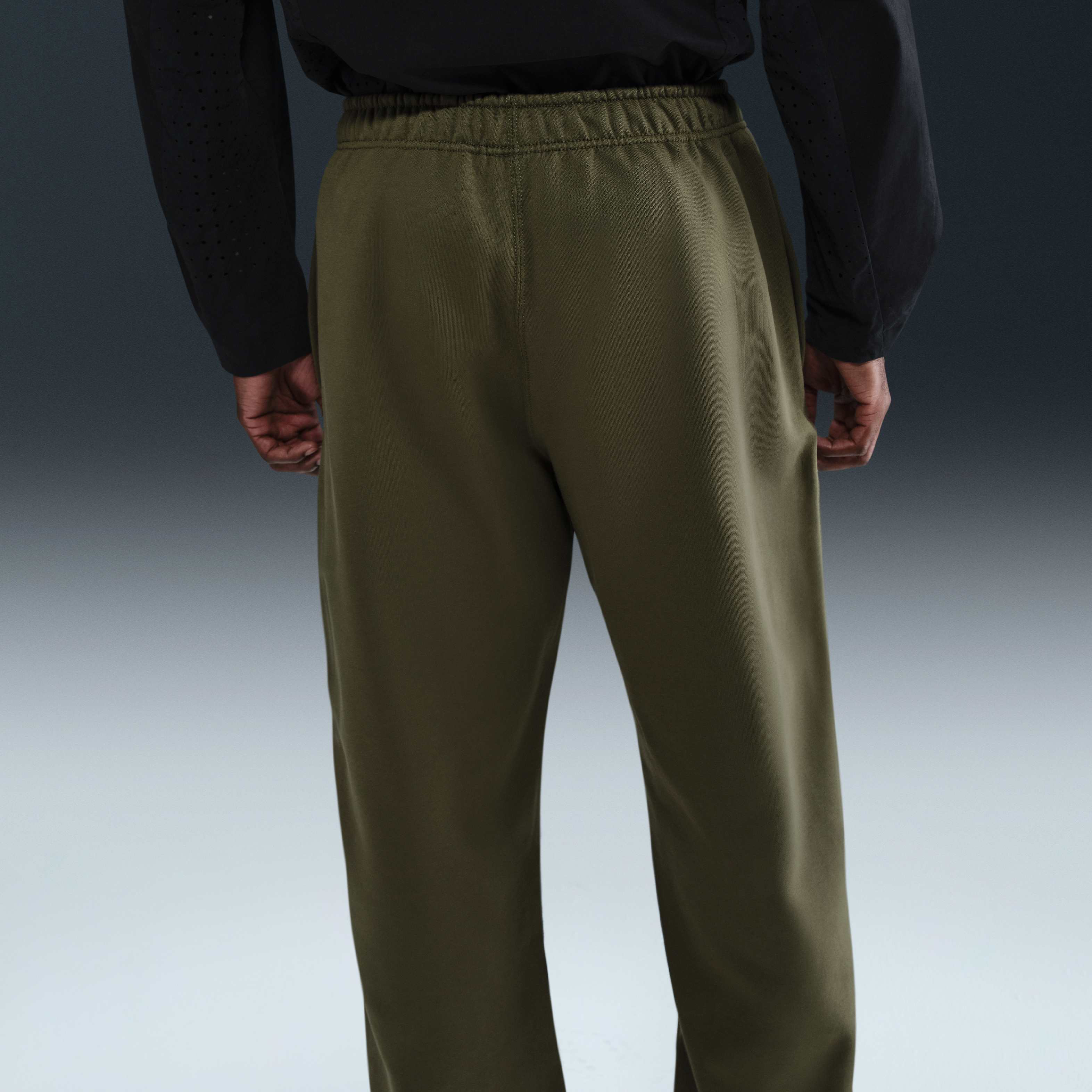 Nike Solo Swoosh image number 2