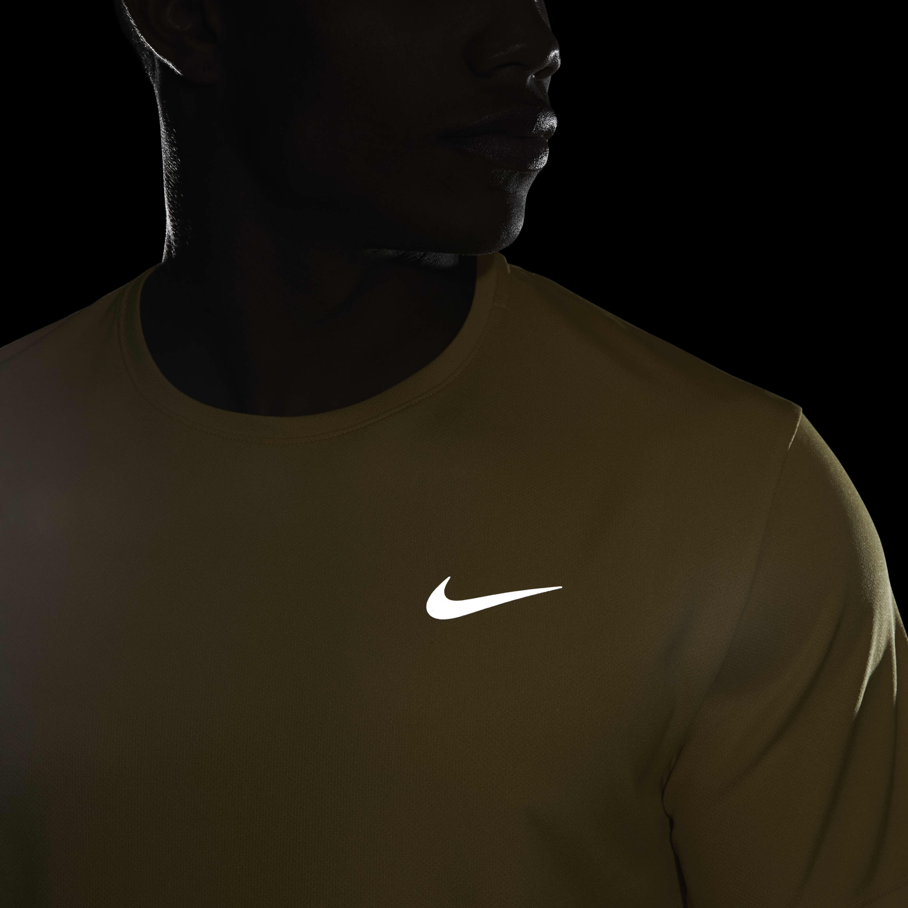 Nike Miler image number 5