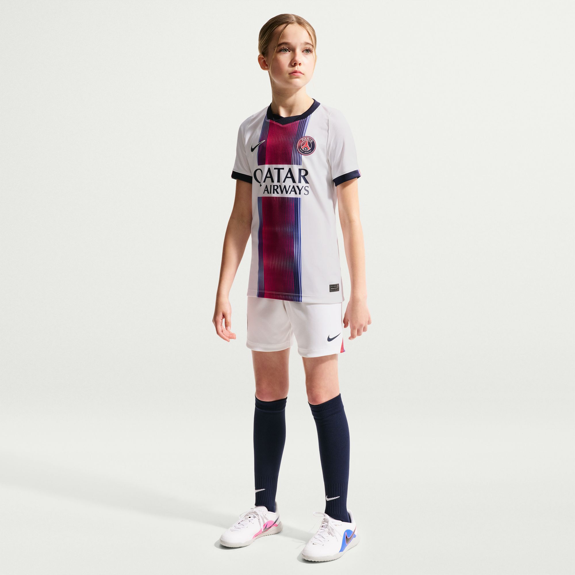 Paris Saint-Germain 2026/27 Stadium Away image number 3