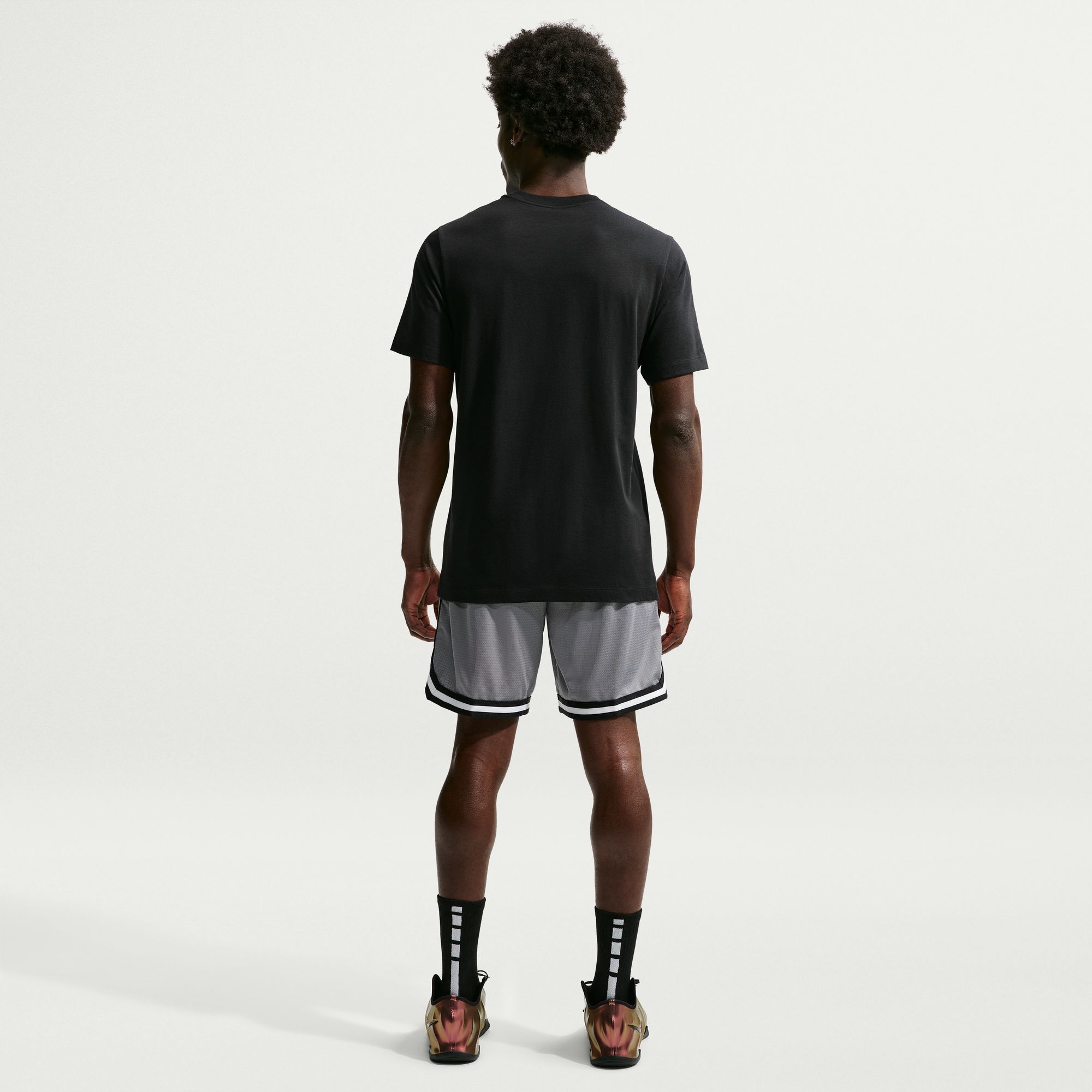 Nike image number 1