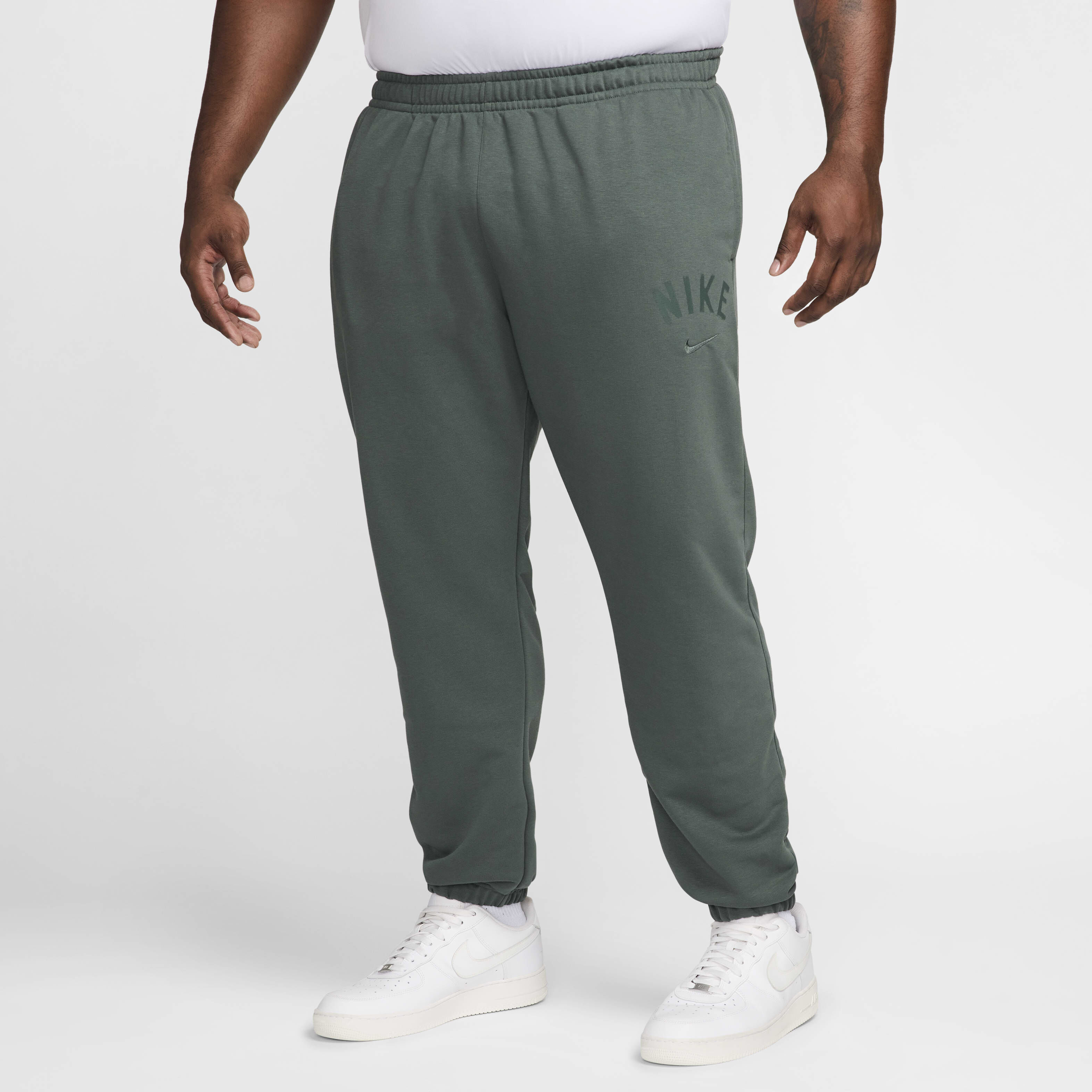 Nike sportswear swoosh jogging top