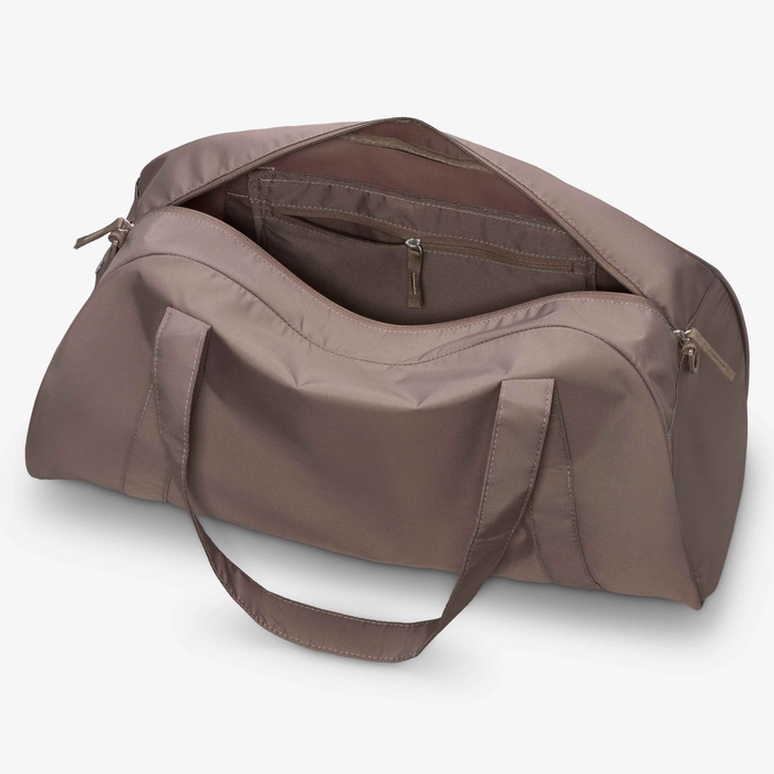 نايكي جيم كلوب image number 4 نايكي جيم كلوب image number 4