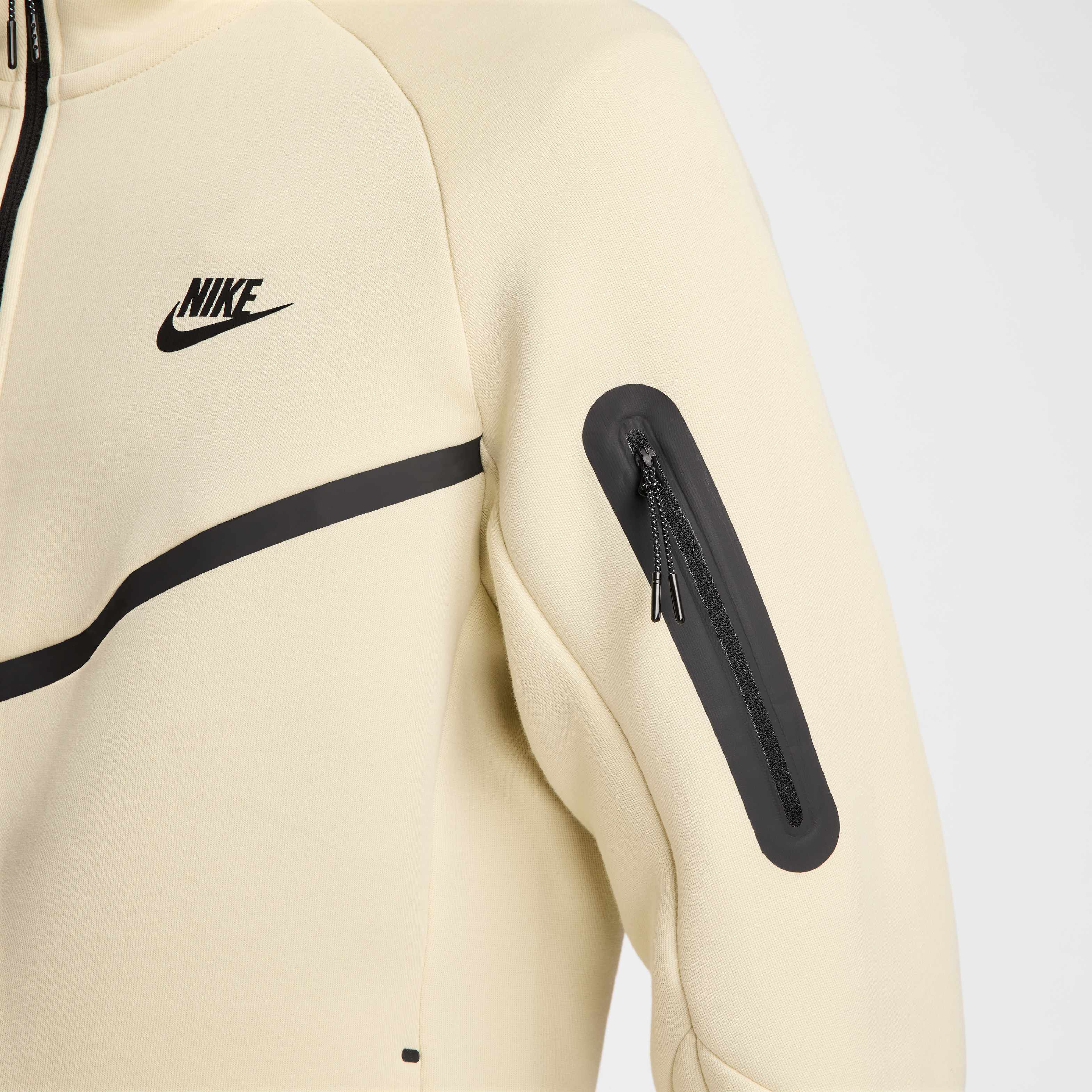 Nike Tech image number 5