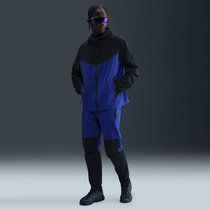 Nike Tech