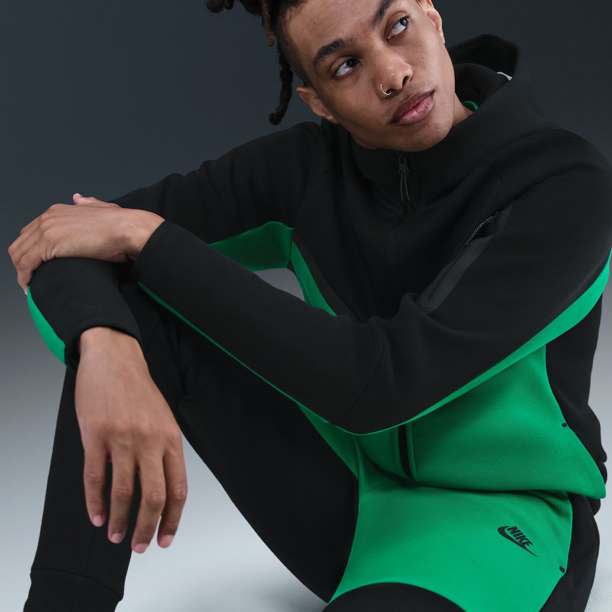 Nike Tech image number 10