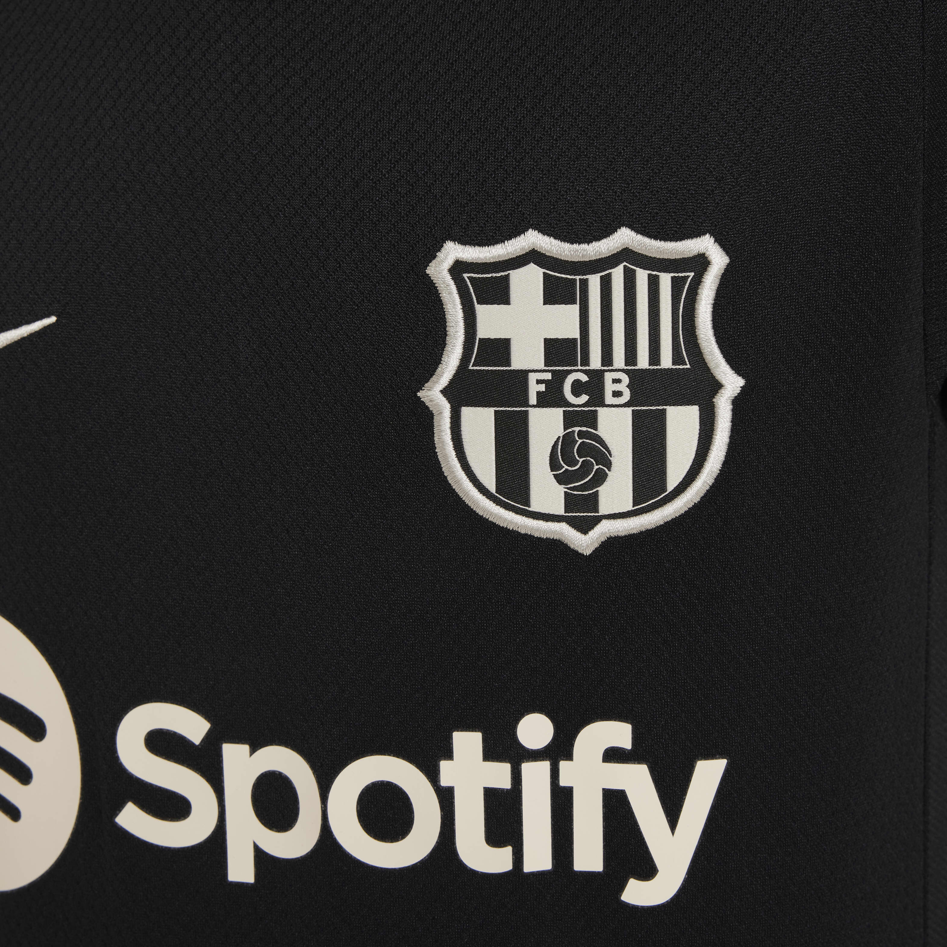 برشلونة سترايك image number 3