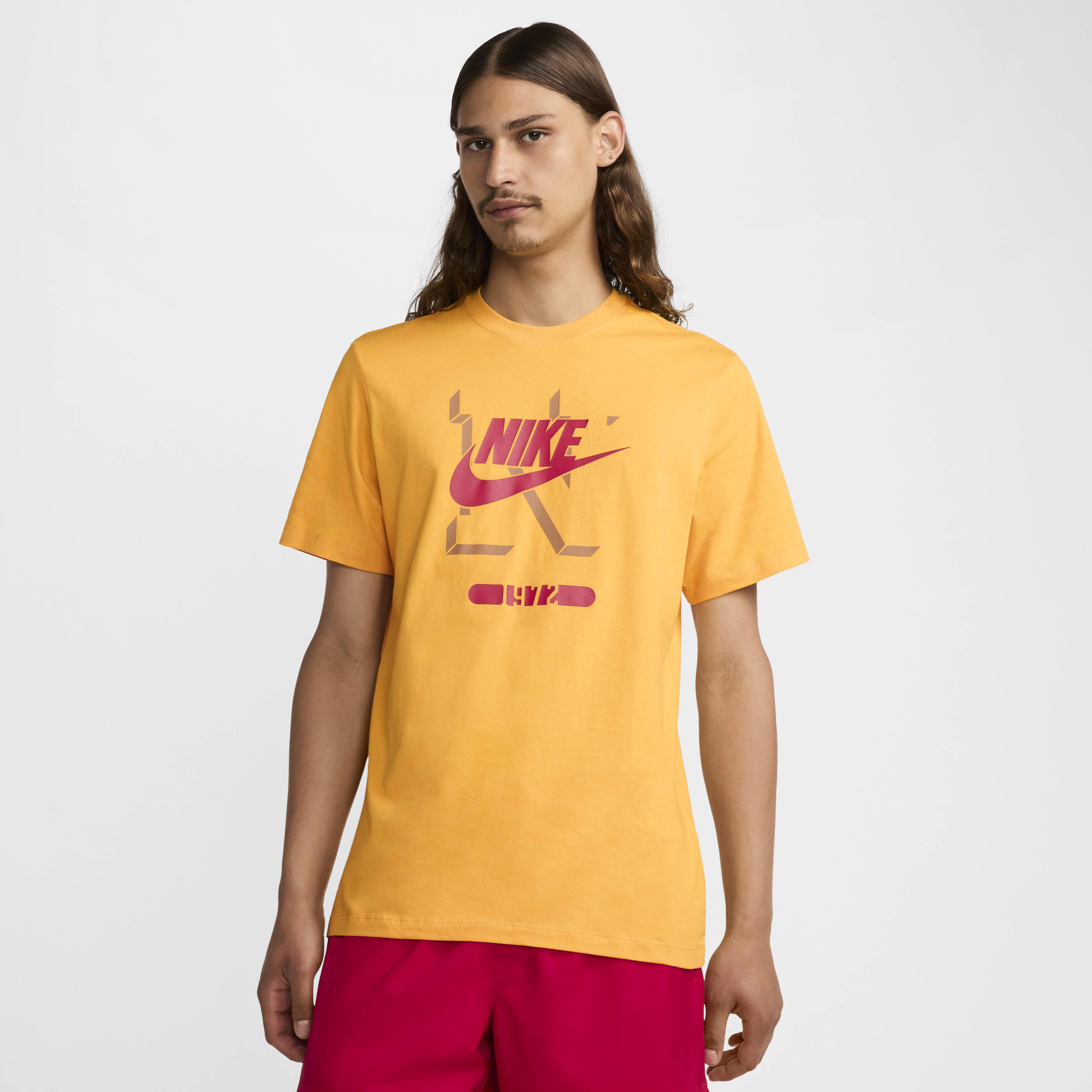 Buy Nike Sportswear Men s T Shirt Nike UAE Official