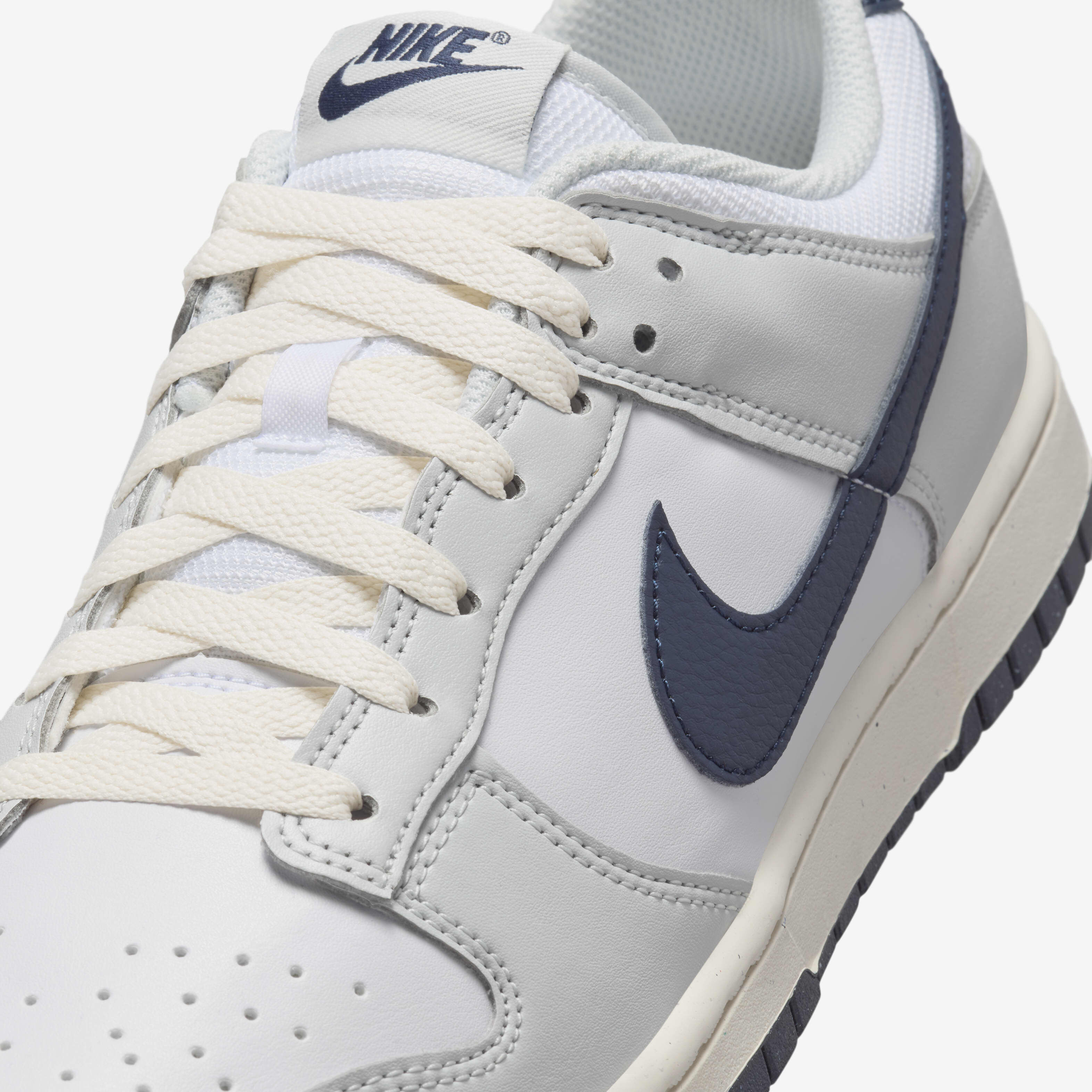 Nike Dunk Low image number 6
