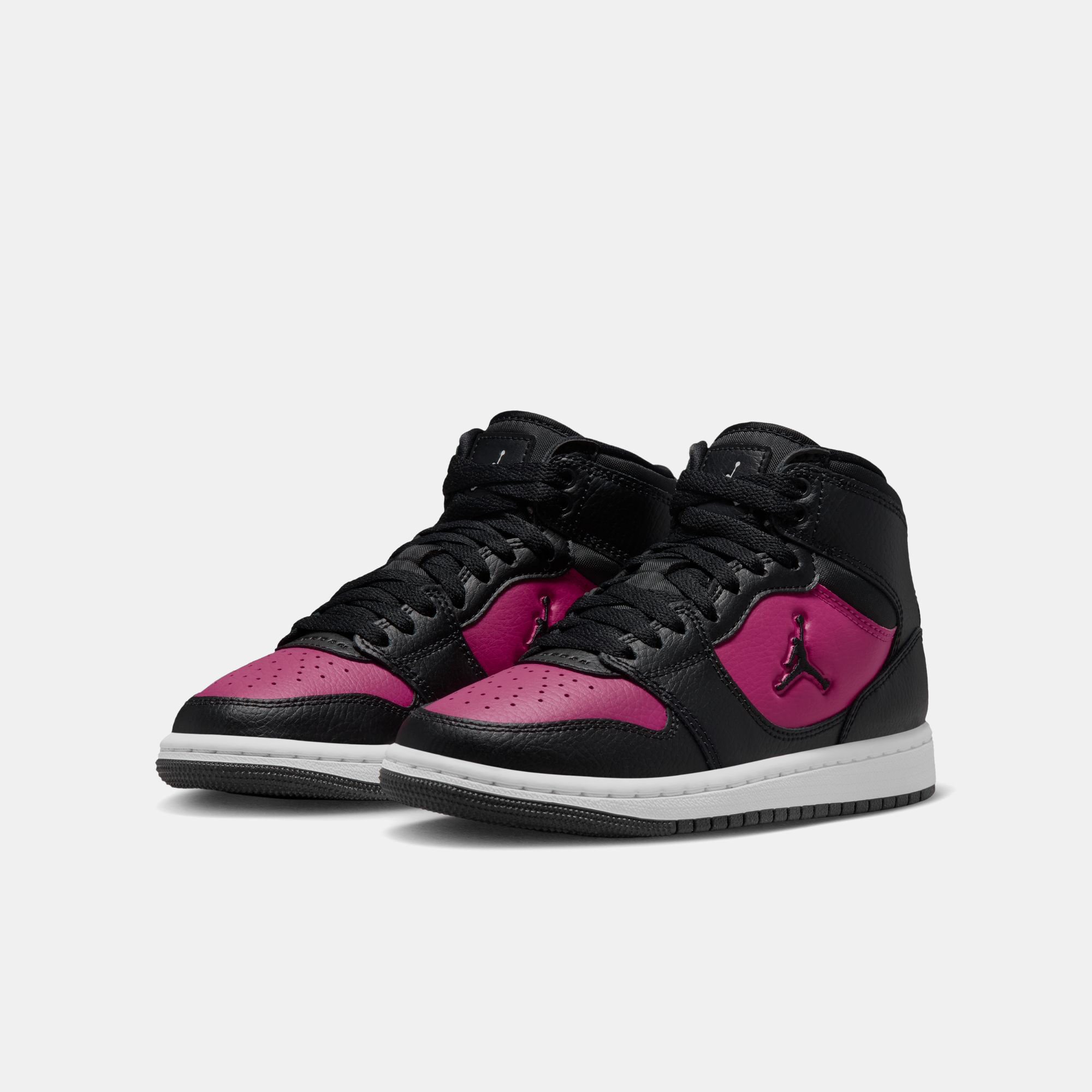 Jordan Court Connect Mid image number 2