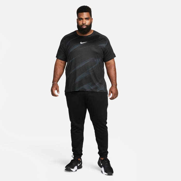 Nike Dry Graphic image number 11 Nike Dry Graphic image number 11
