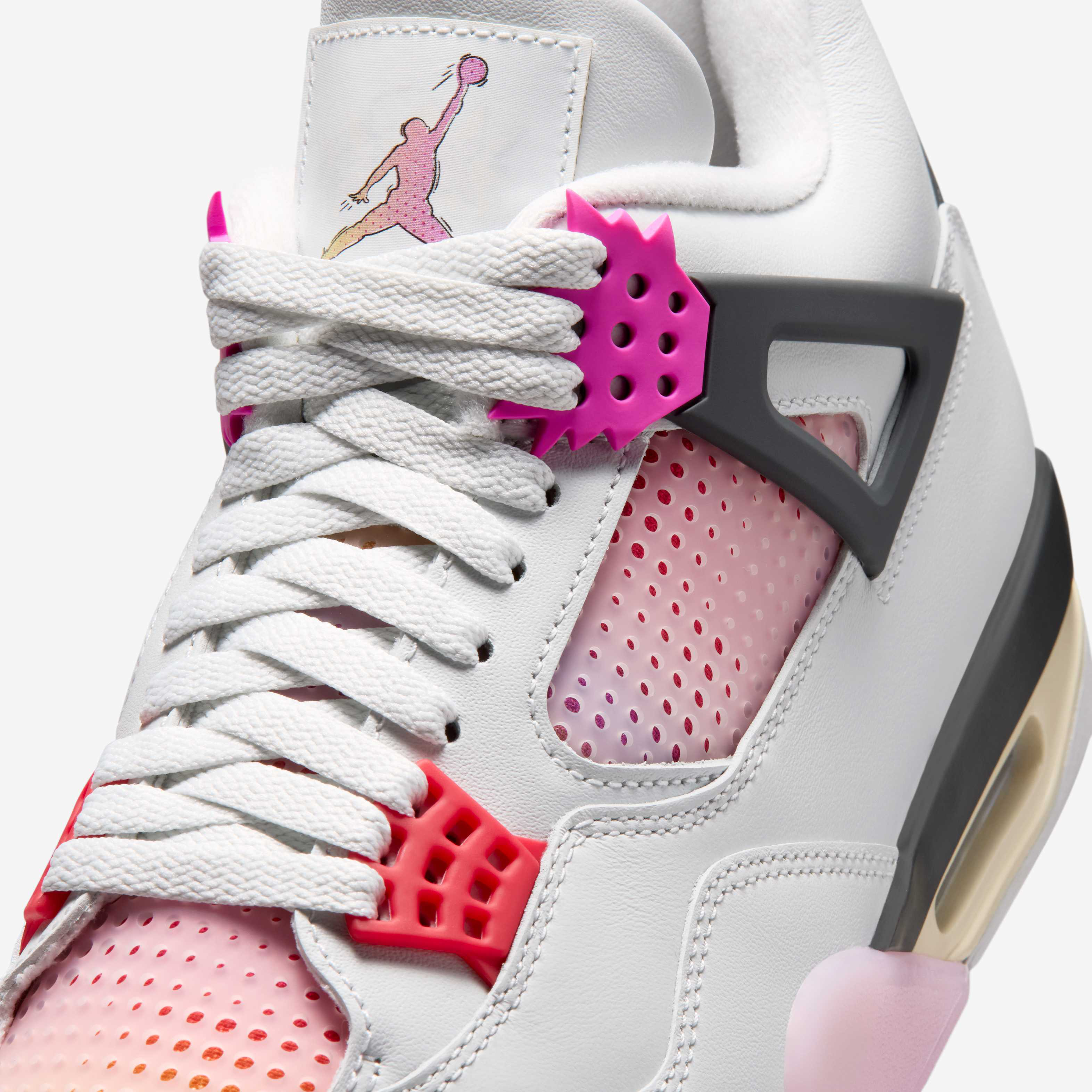 Air Jordan 4 Retro 'Comic'  image number 6