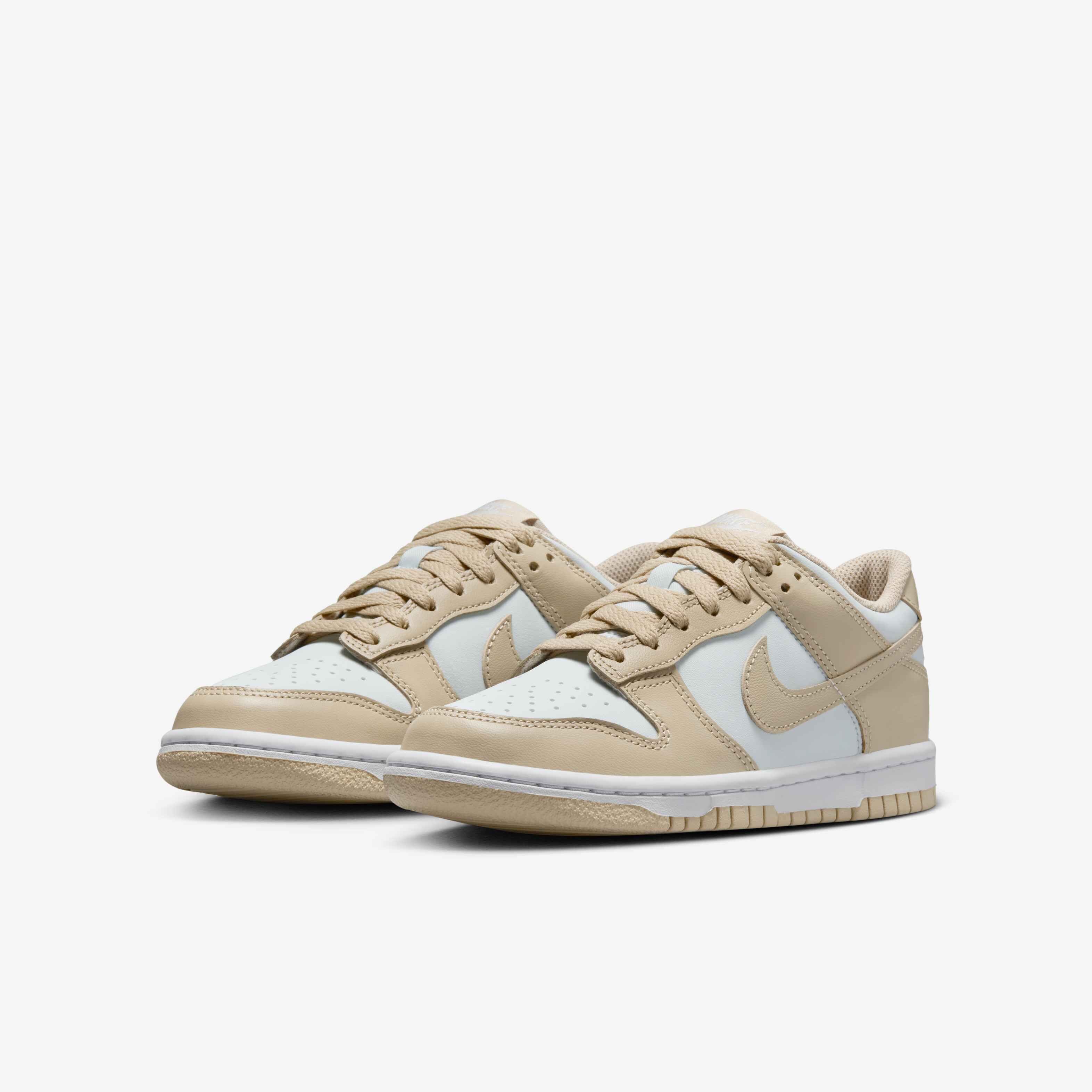 Nike Dunk Low image number 4