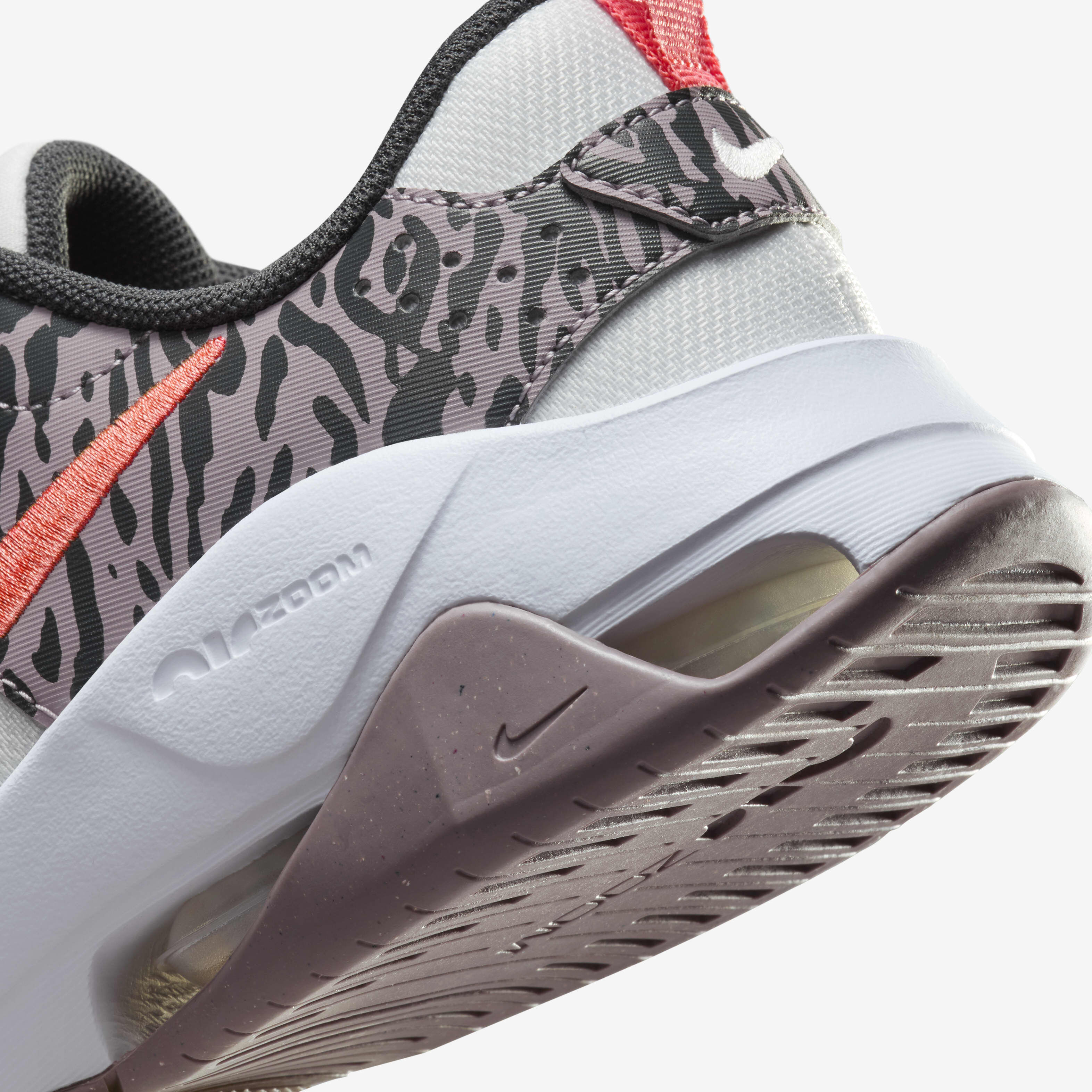 ☆送料無料☆ NIKE W ZOOM BELLA 6 PREMIUM ☆ Nike Bella 6 Premium Women's Workout Shoes. Nike ID