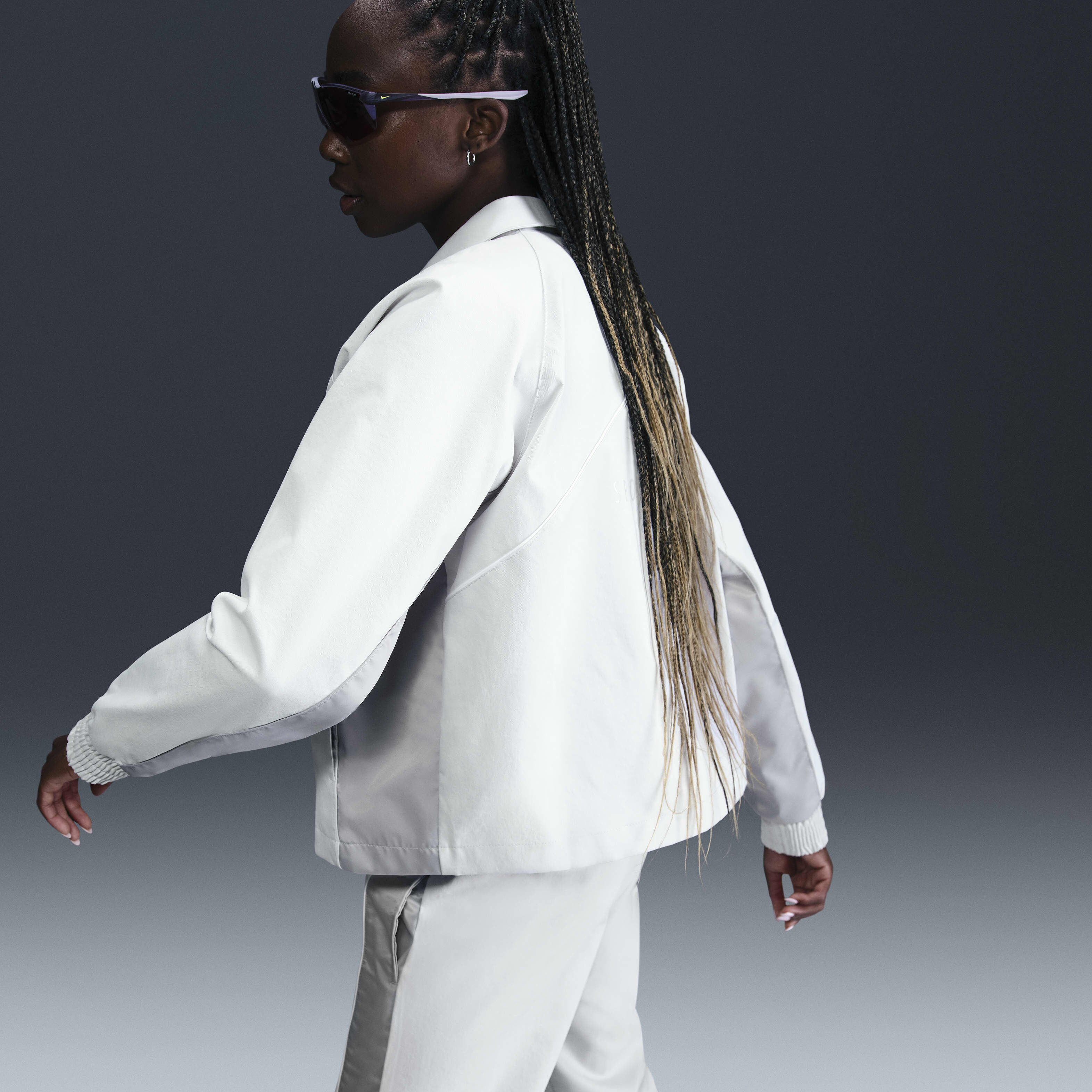 نايكي سبورتسوير image number 1