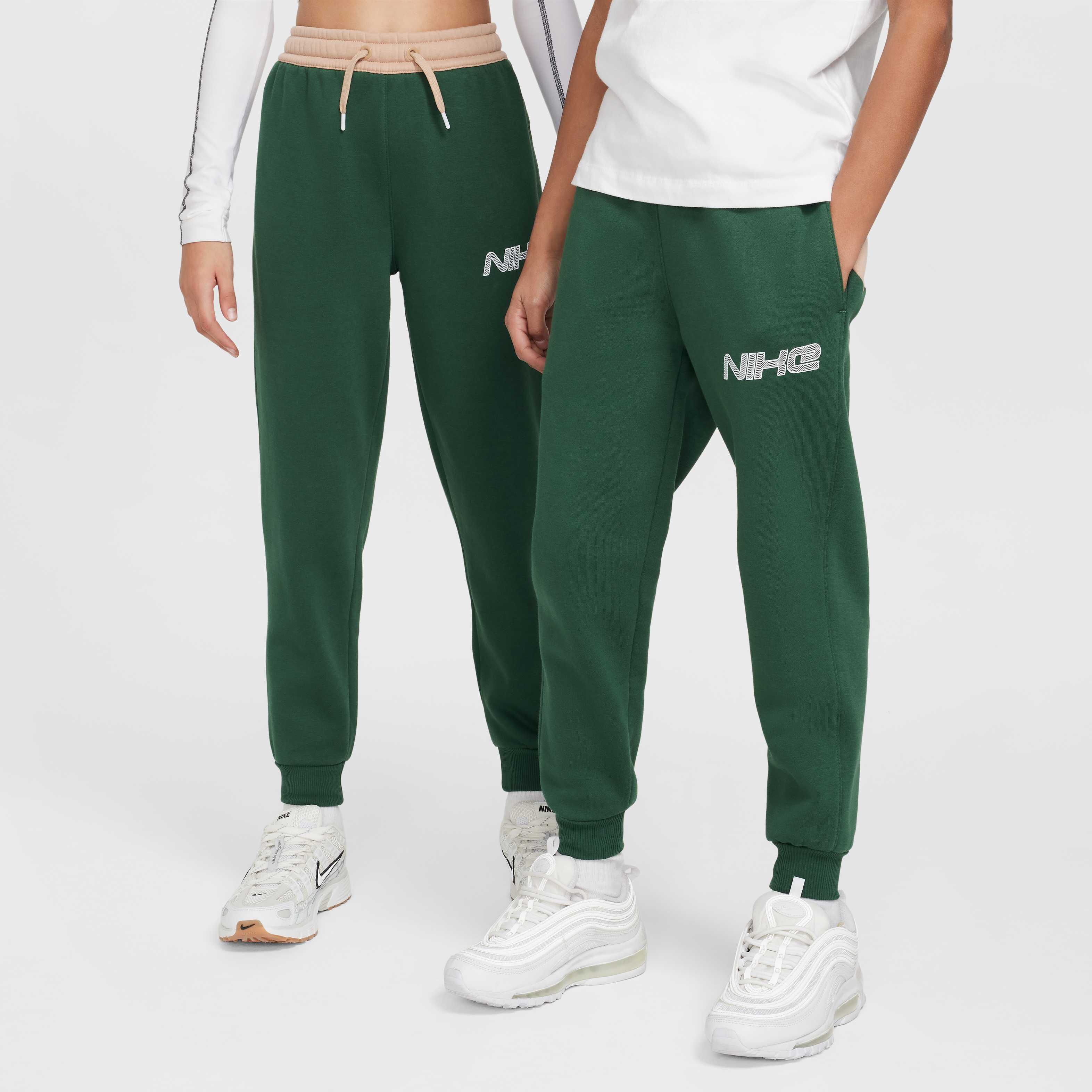 نايكي سبورتسوير امبليفاي image number 0