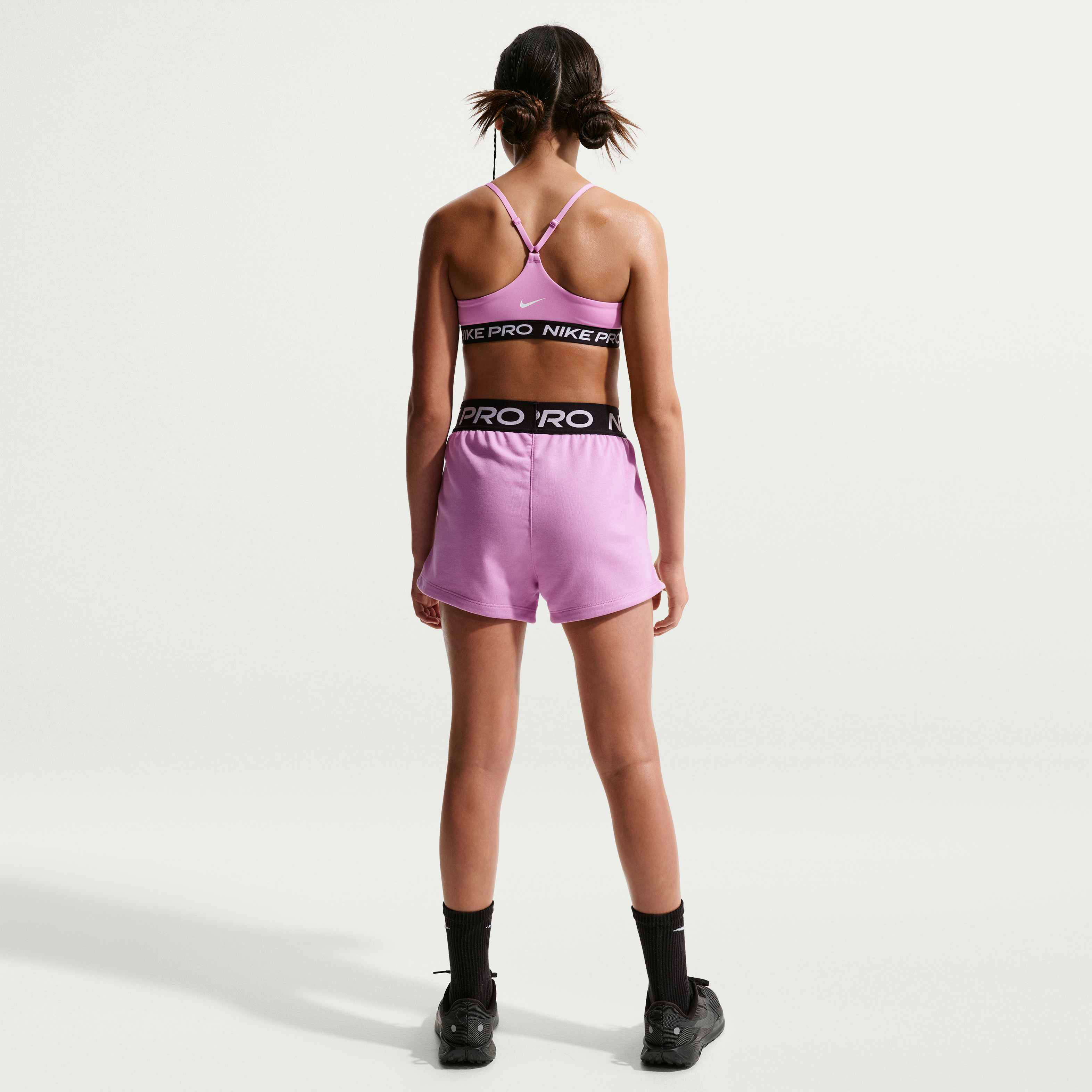 نايكي برو image number 4