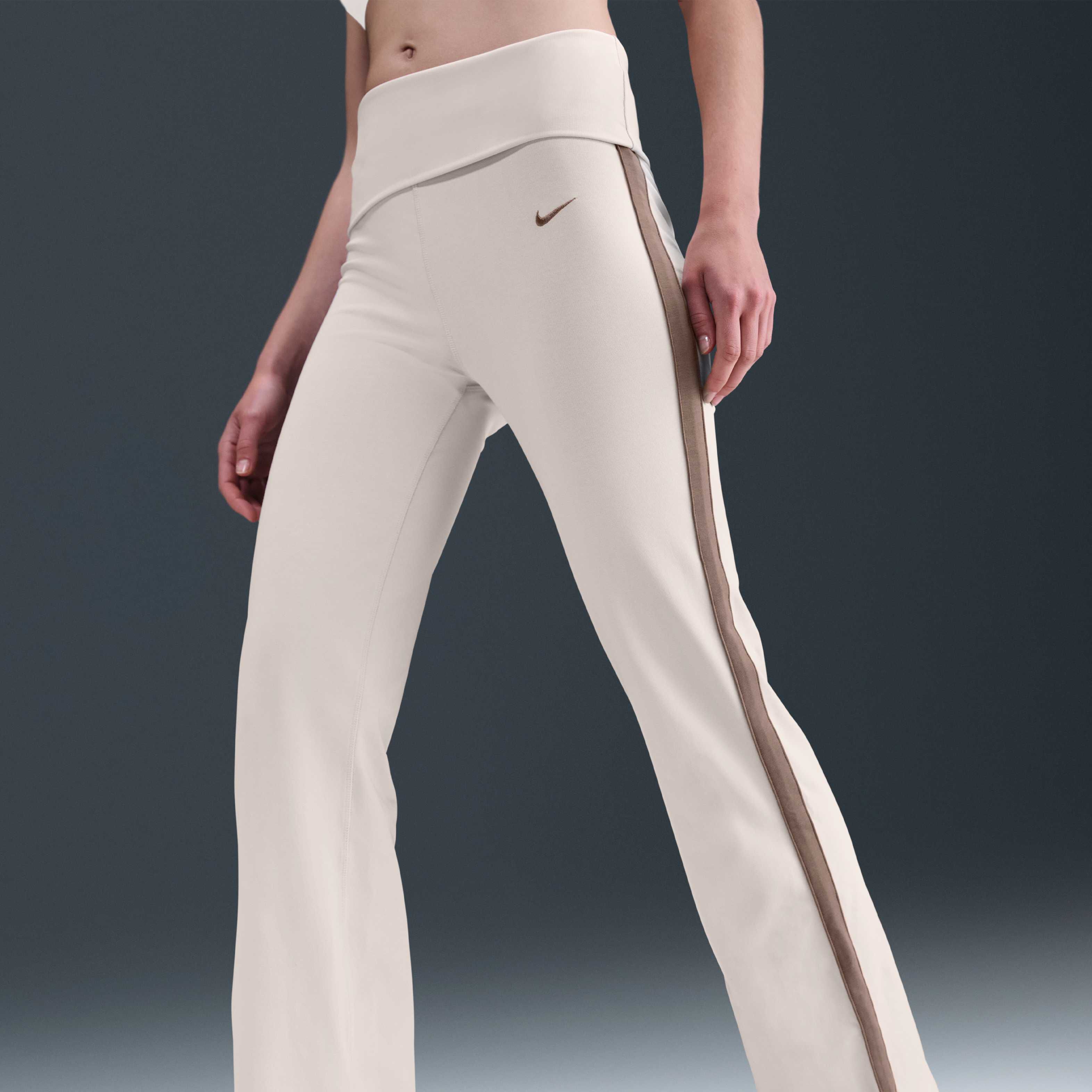 نايكي سبورتسوير image number 1