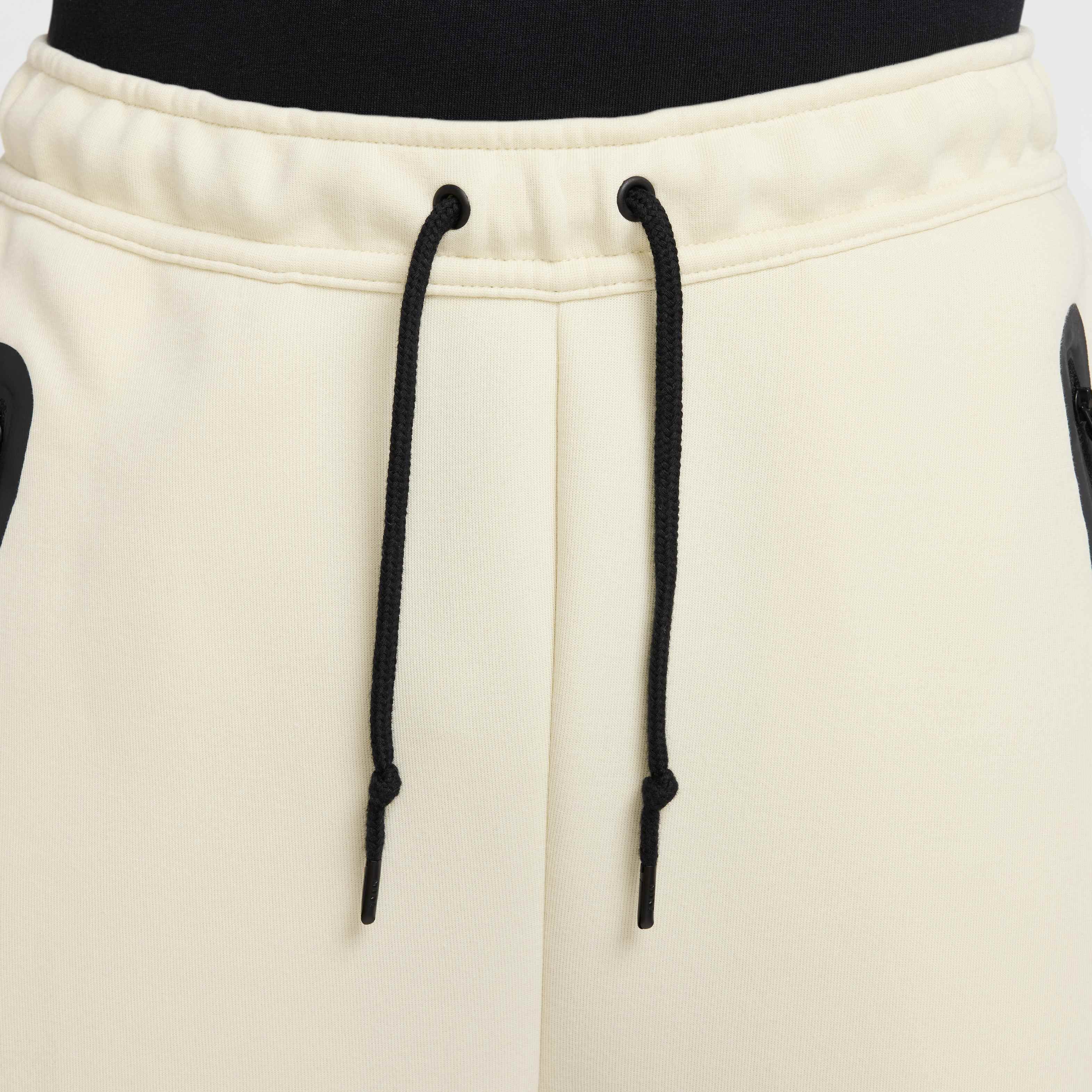 نايكي تك image number 2