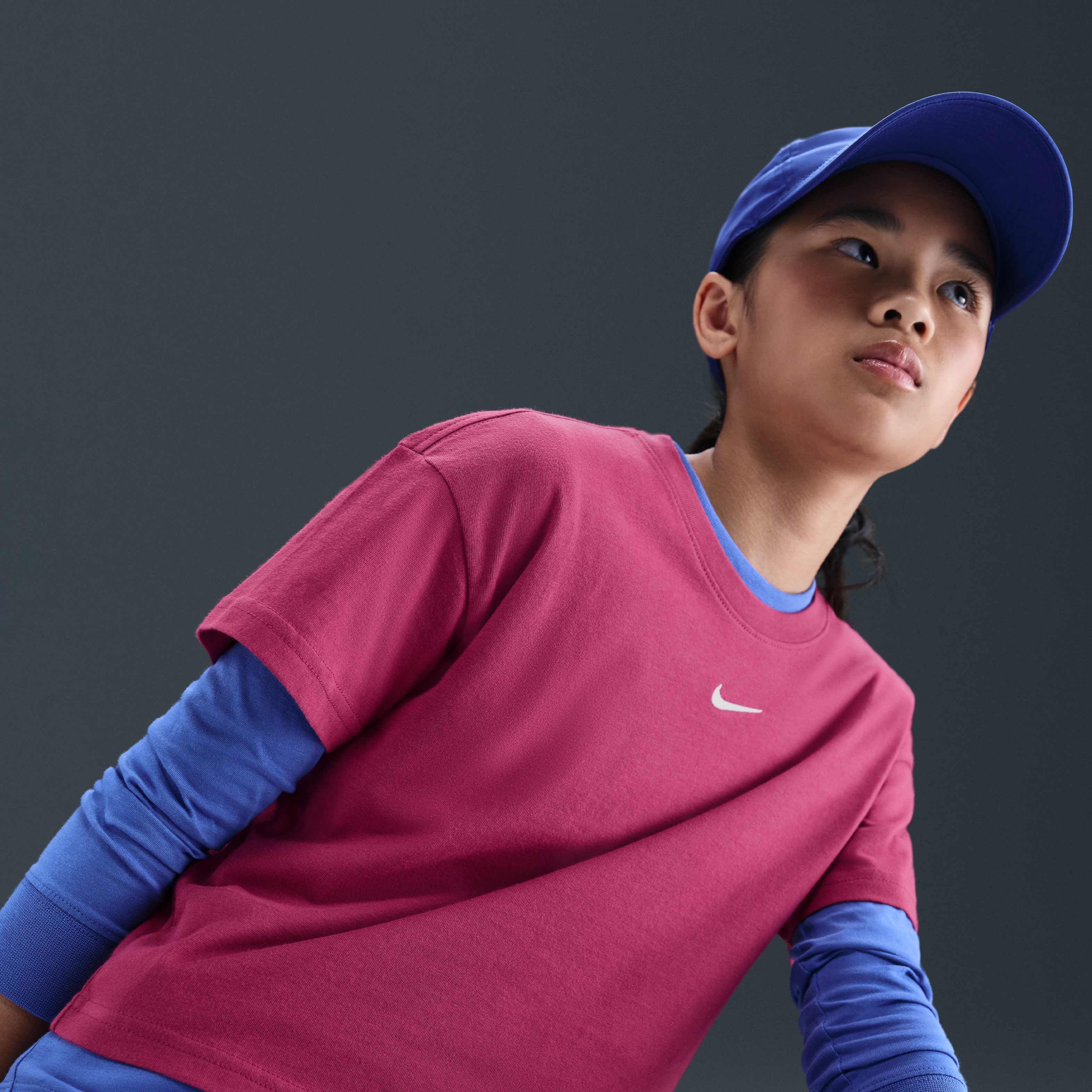 Nike Sportswear Essential image number 2