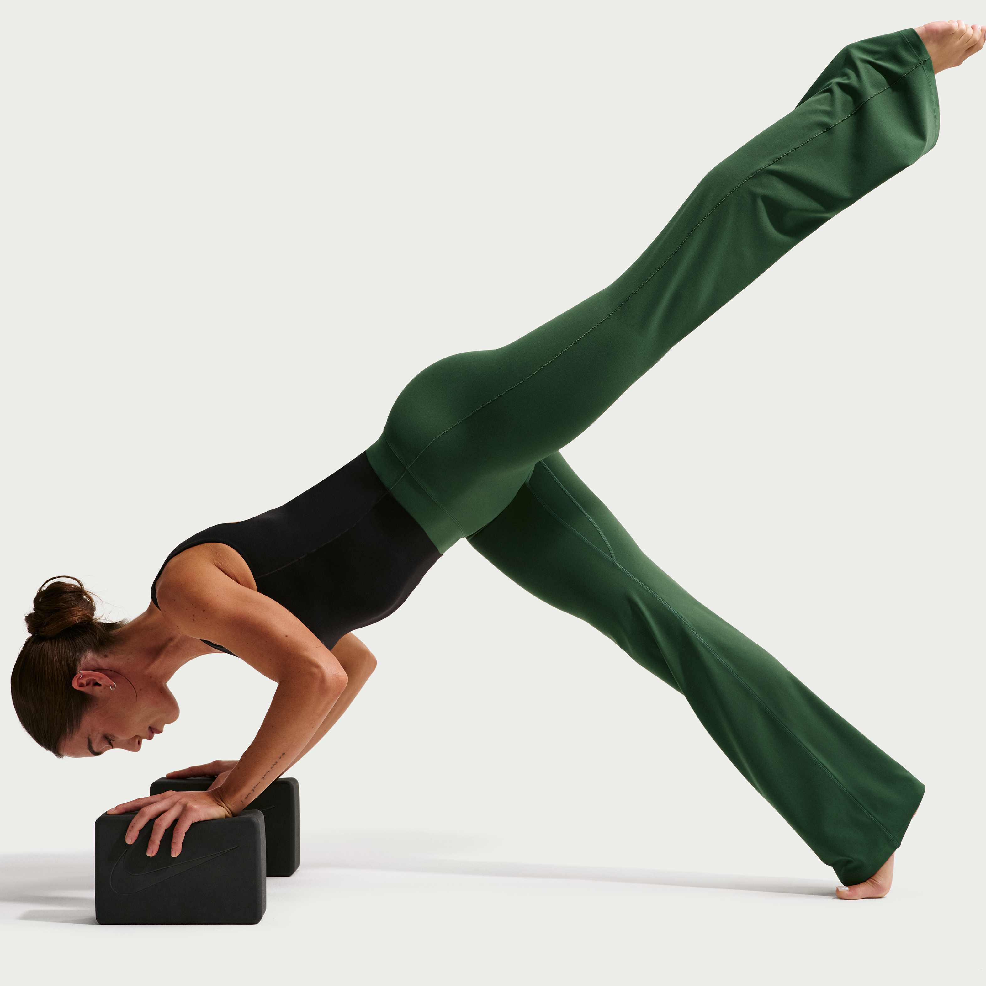 Nike Zenvy image number 3