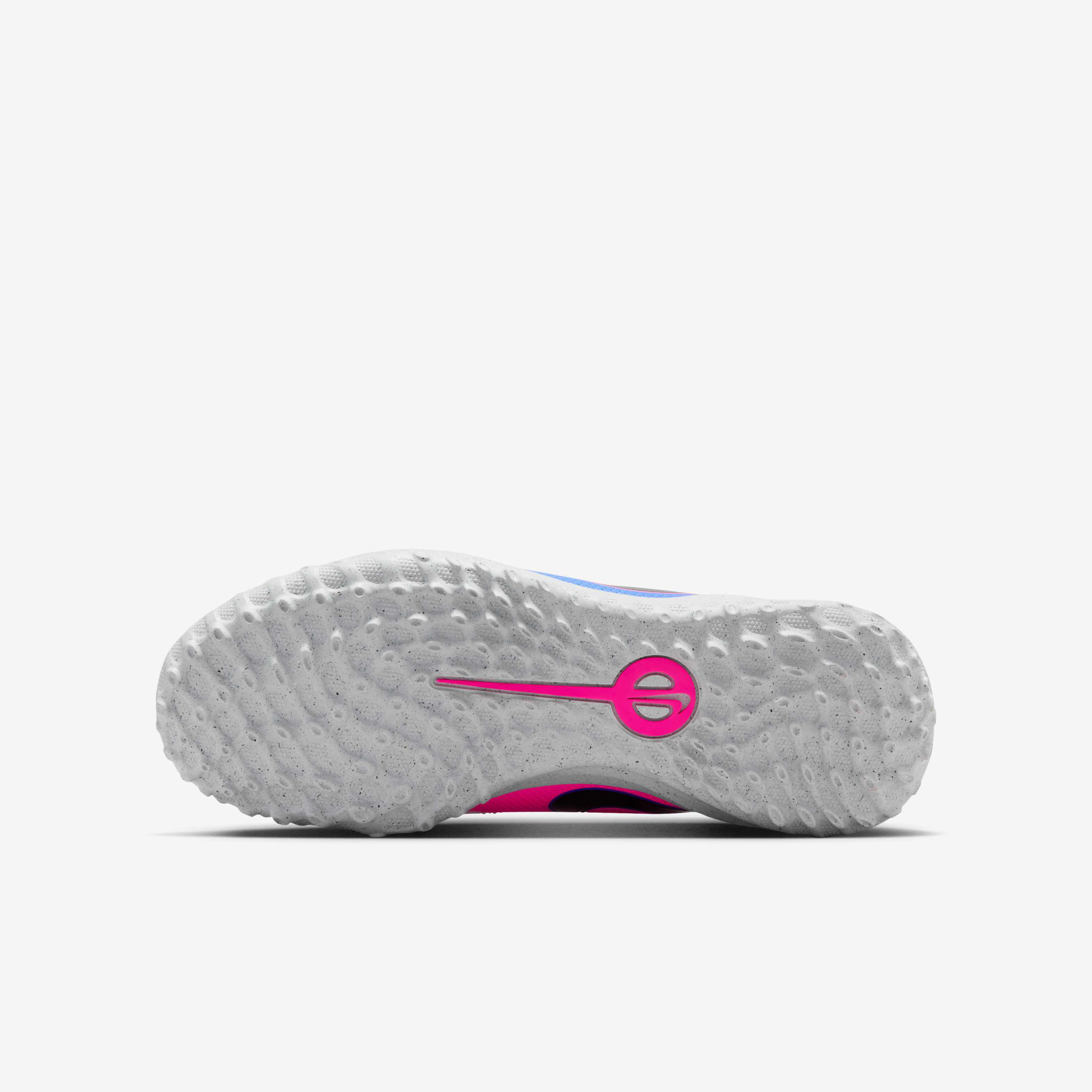 نايكي تيمبو مايسترو كلوب image number 1